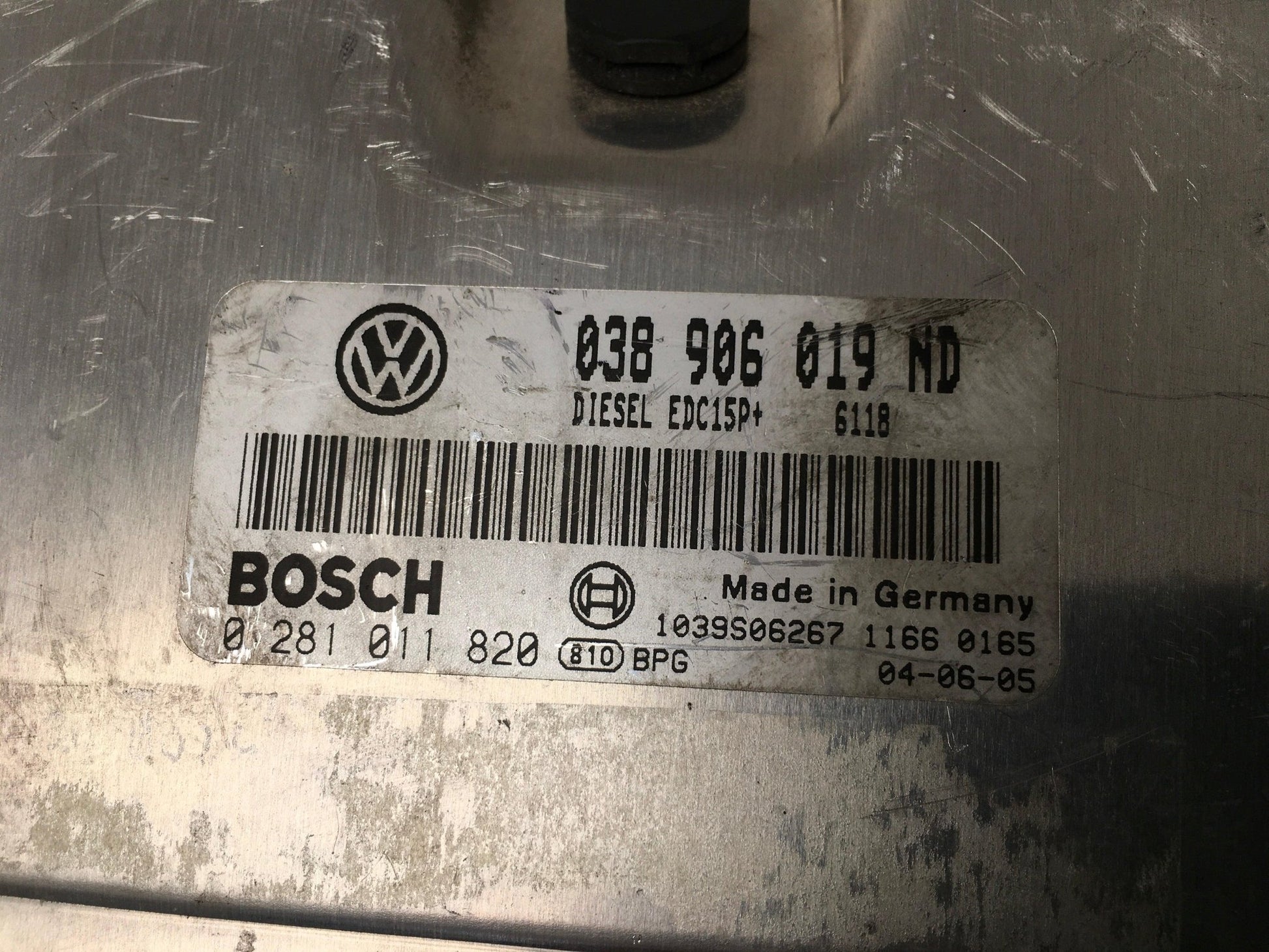 Centralita Motor VW Polo IV - 038906019ND
