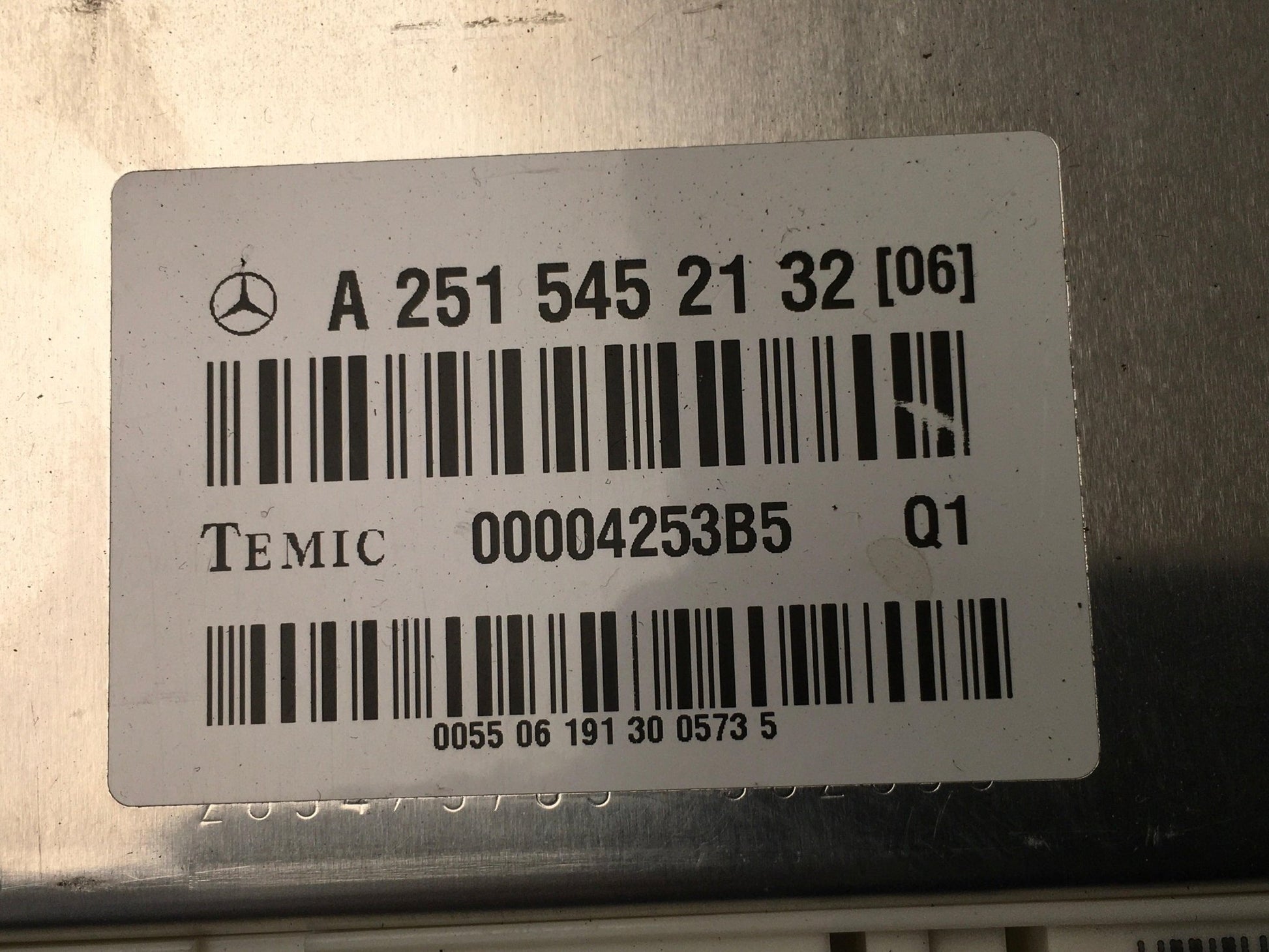 Centralita Suspension Mercedes W164 / W251 - A2515452132