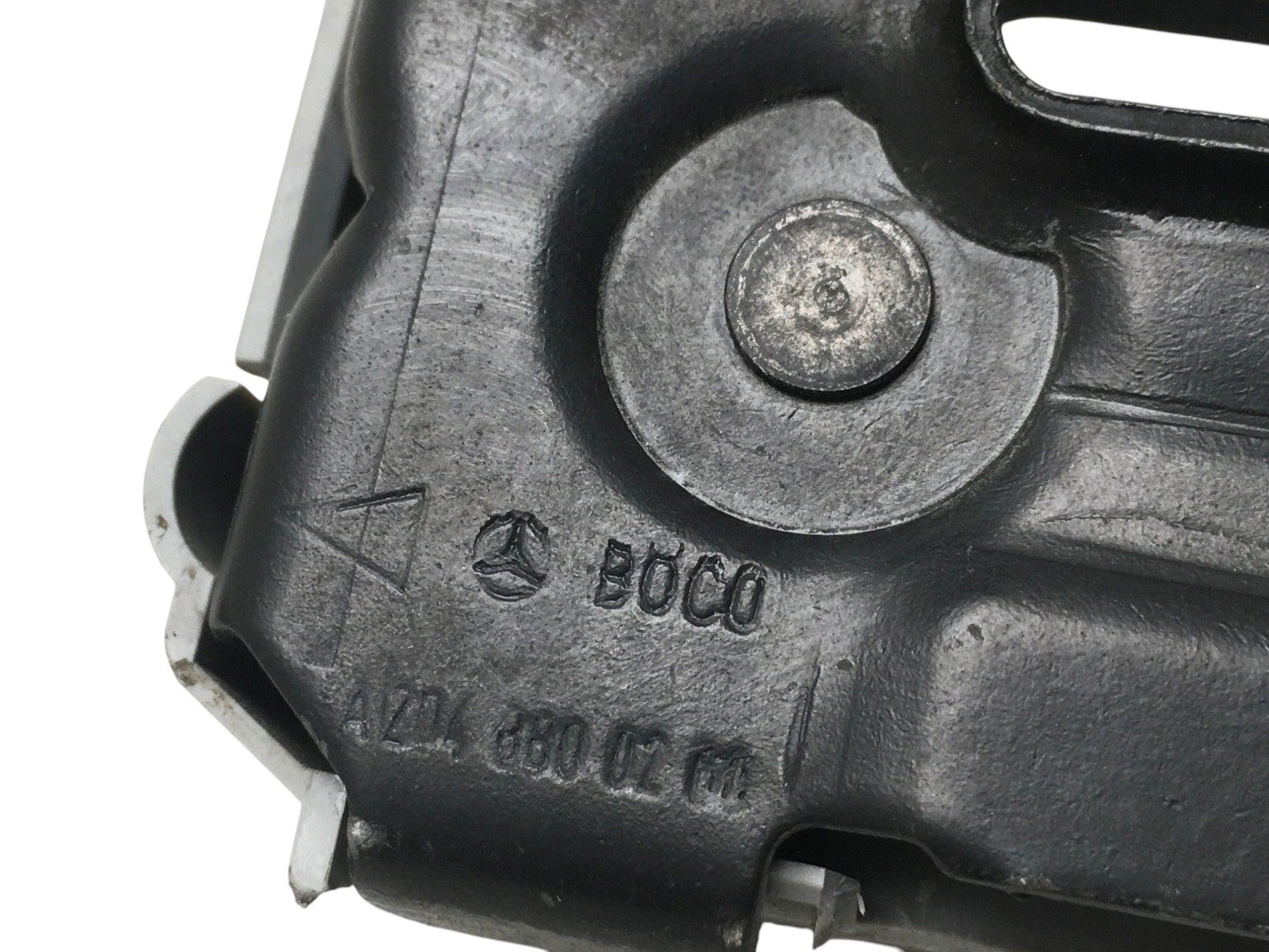 Cerradura Capo Mercedes GLX X204 - A2048800260