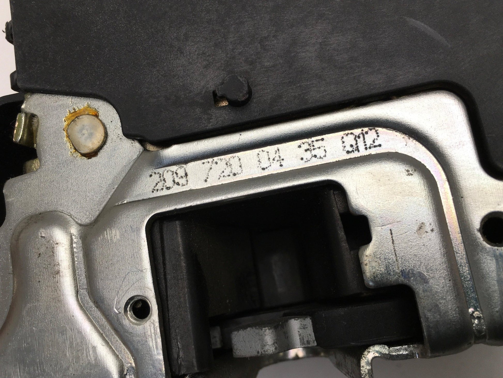 Cerradura dcha Mercedes CLK C209 - 2097200435