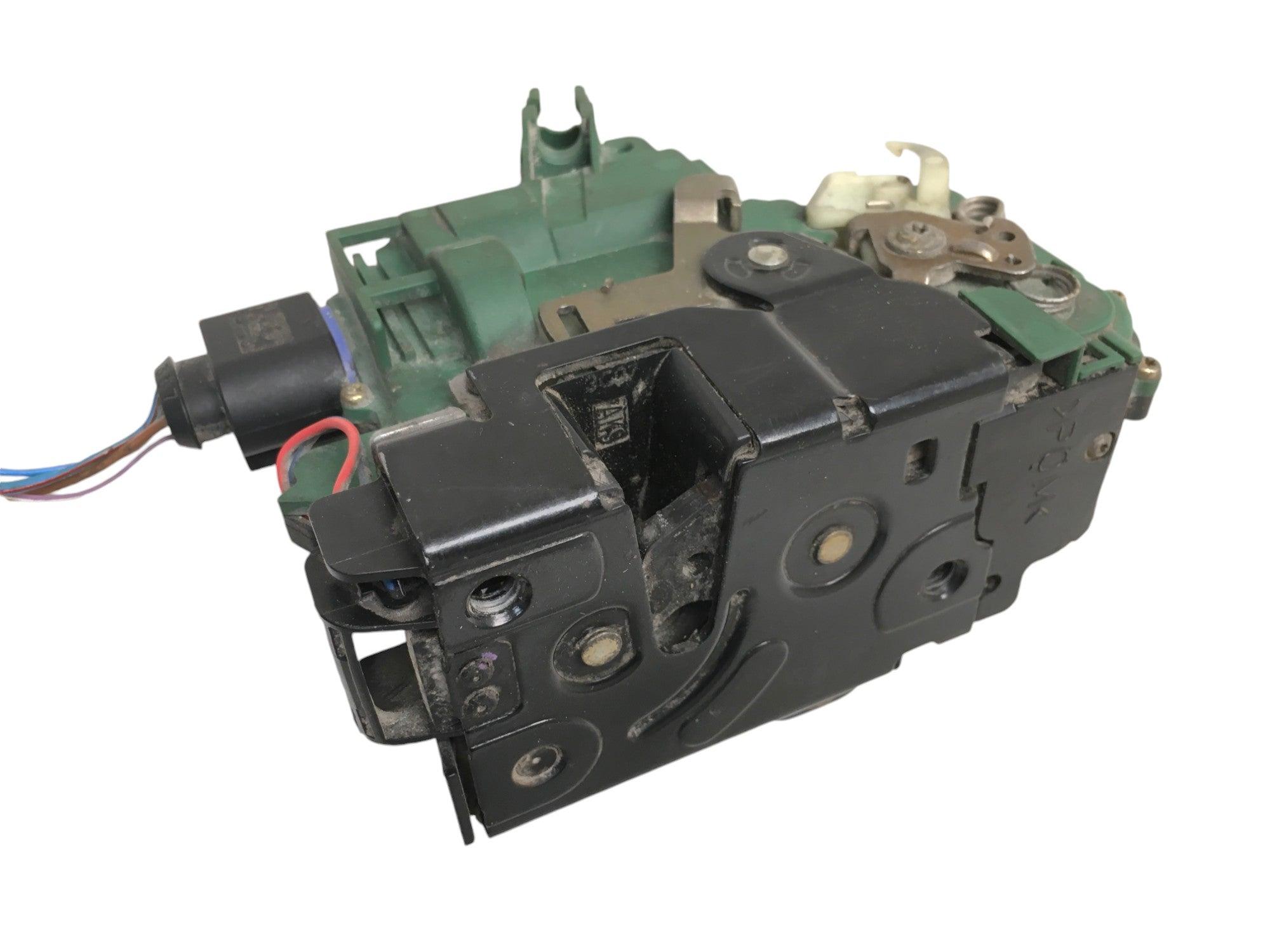 Cerradura del dcho VW 3B1837016BQ - 3B1837016BQ