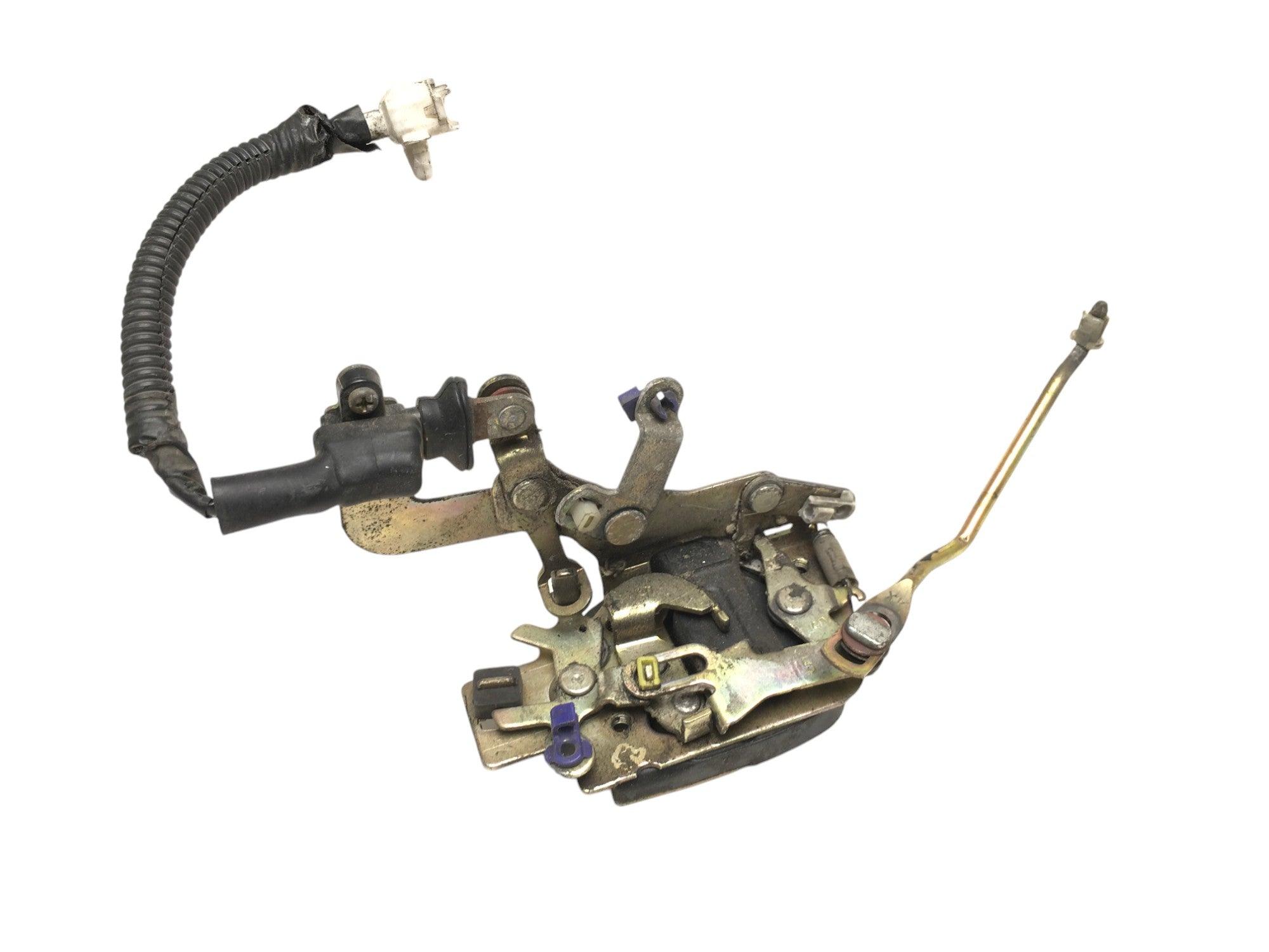 Cerradura del izq Daihatsu Freeclimber - 