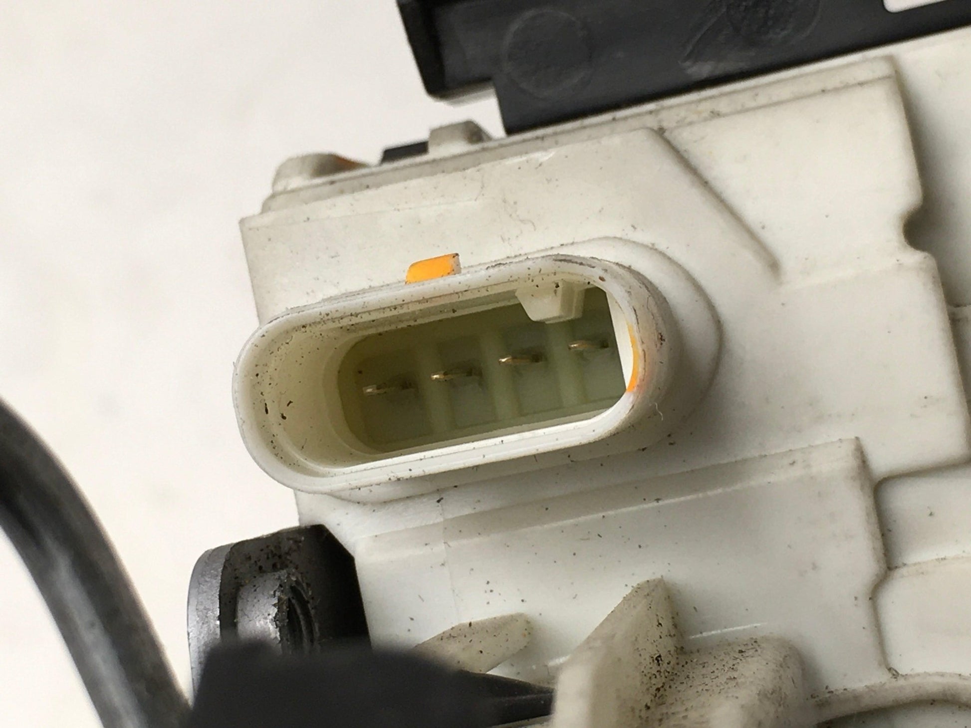 Cerradura del izq Mercedes C A2047232708 - A2047232708