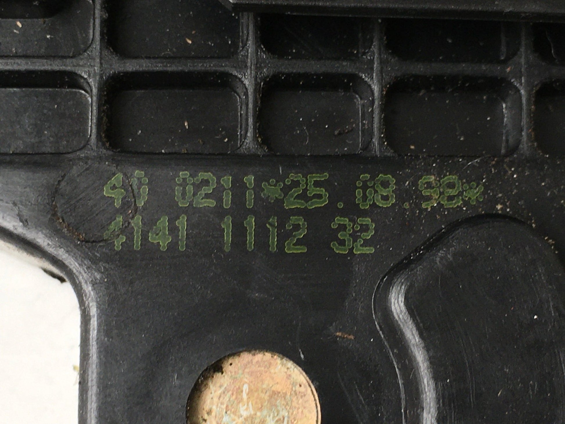 Cerradura del izq Mercedes C208 - 2087200135