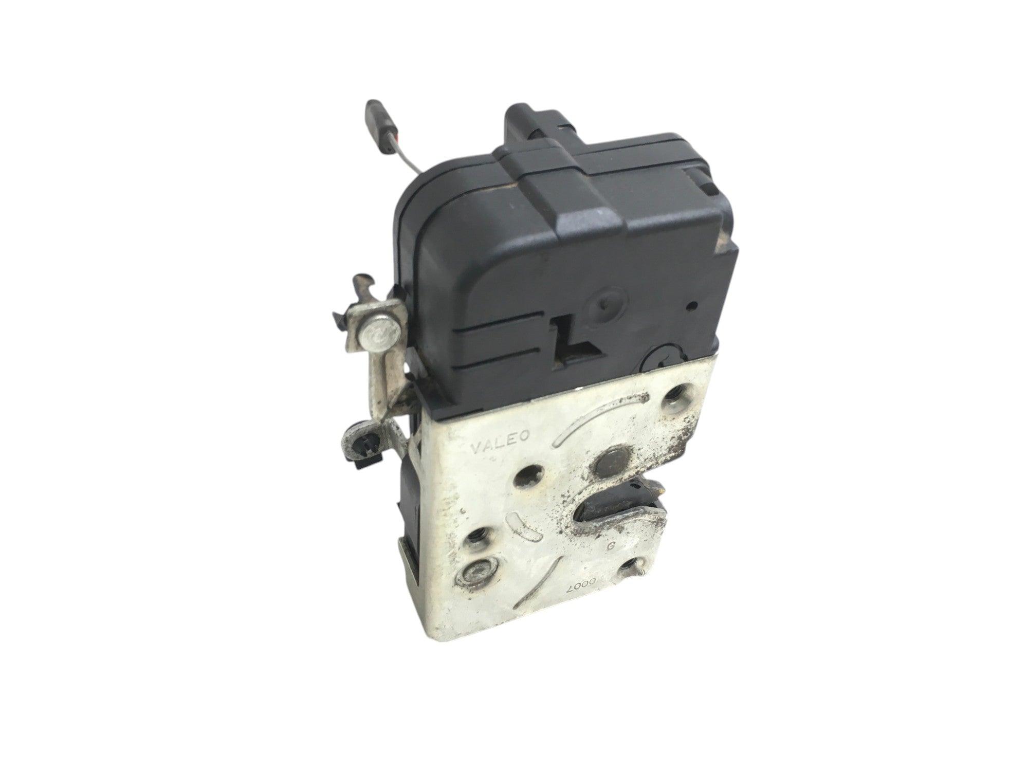 Cerradura del izq Partner Berlingo 2.0HDI - 9135P1