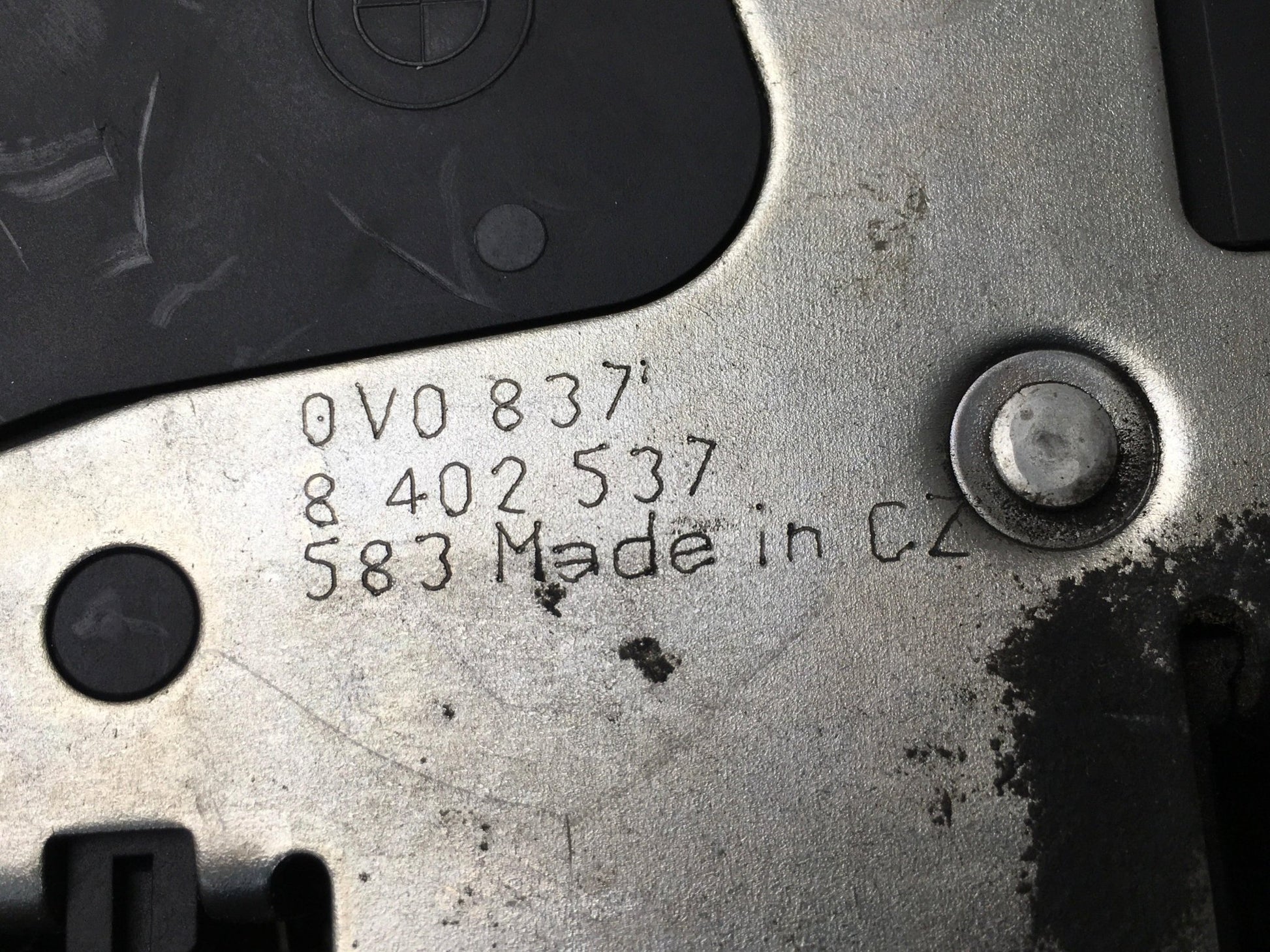 Cerradura delantera izquierda BMW X5 E53 - 8402537