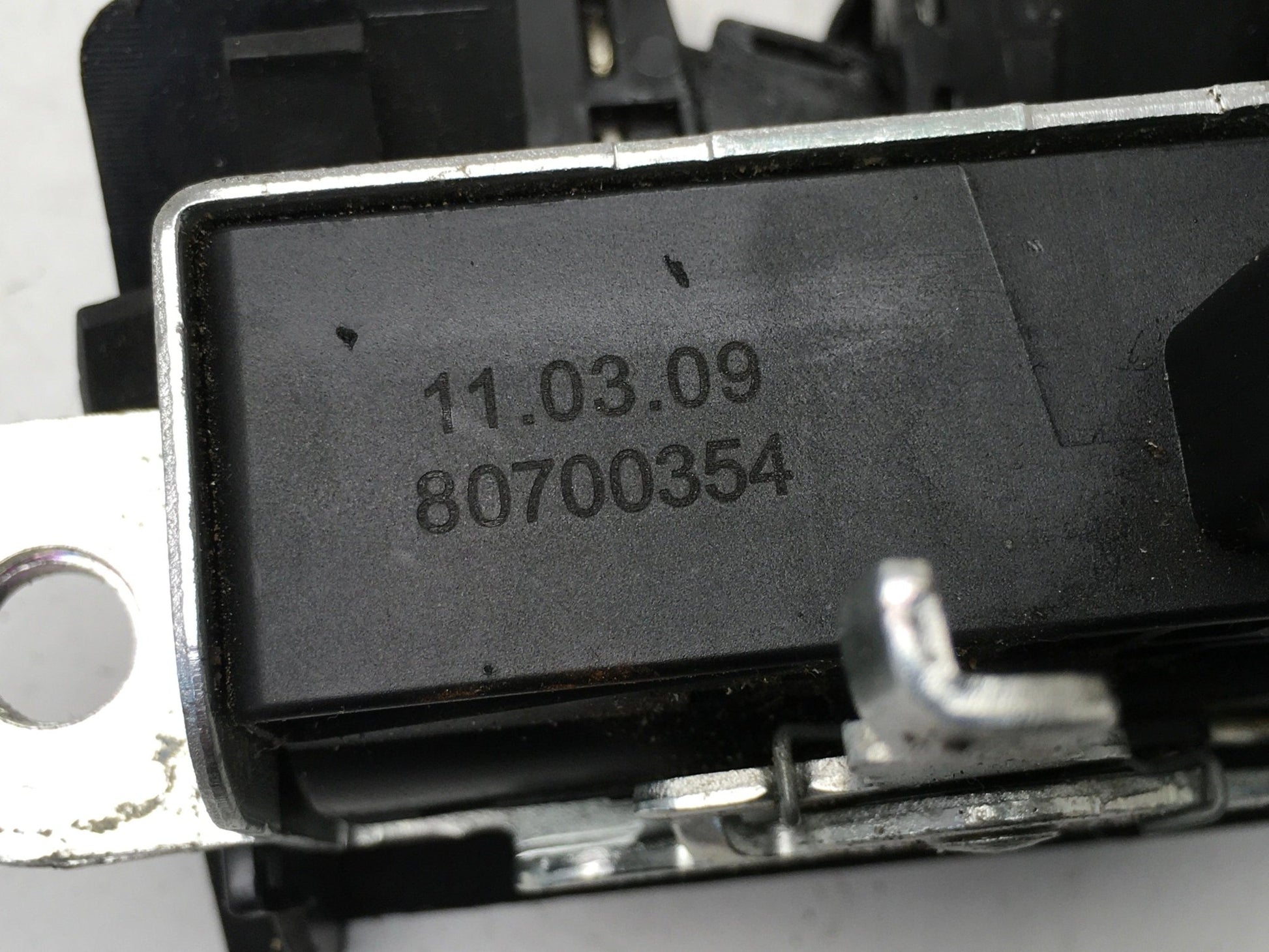 Cerradura maletero VW Tiguan - 5M0827505H