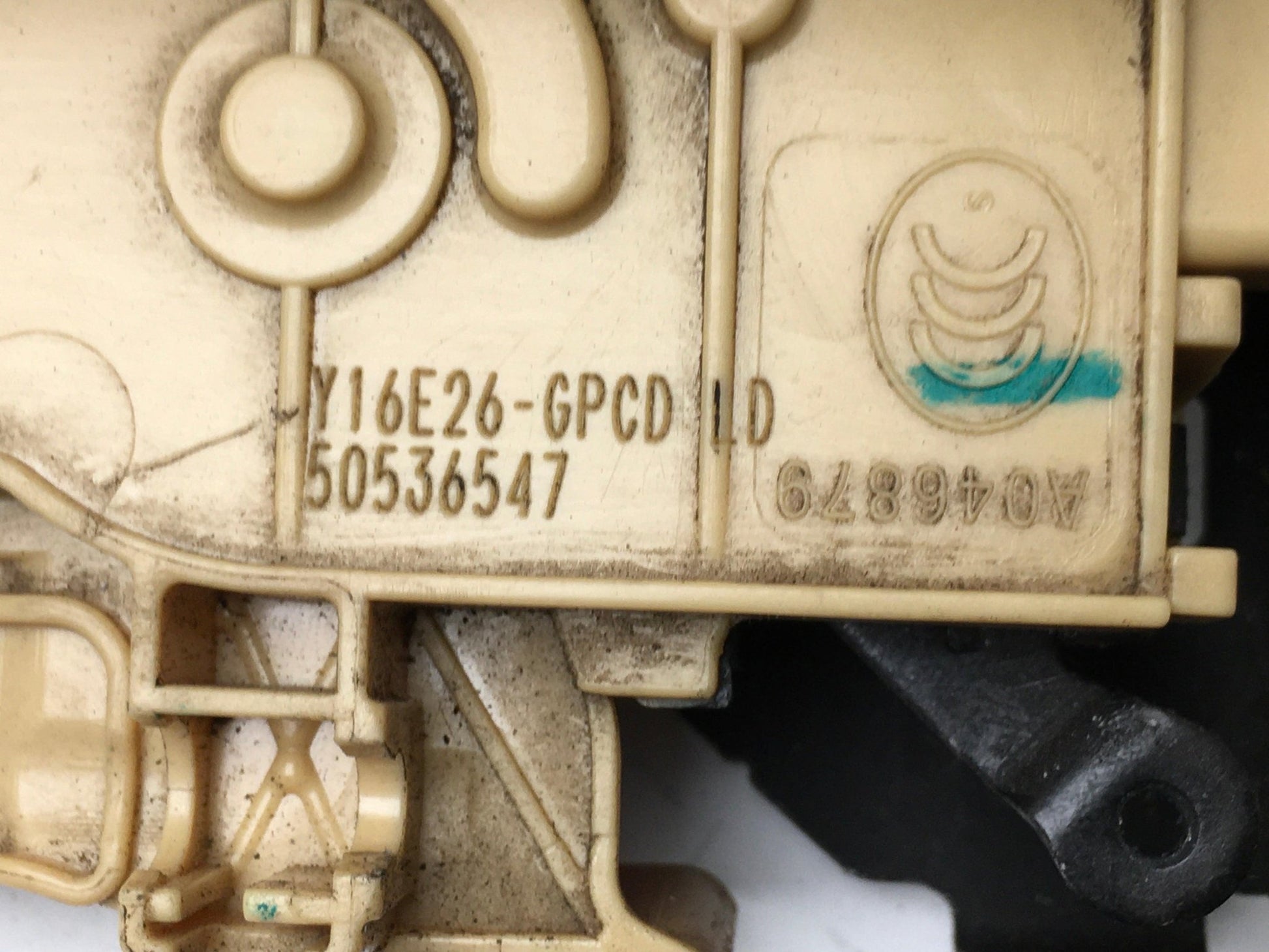 Cerradura tra dcha Alfa Romeo Giulia 952 - 50536547