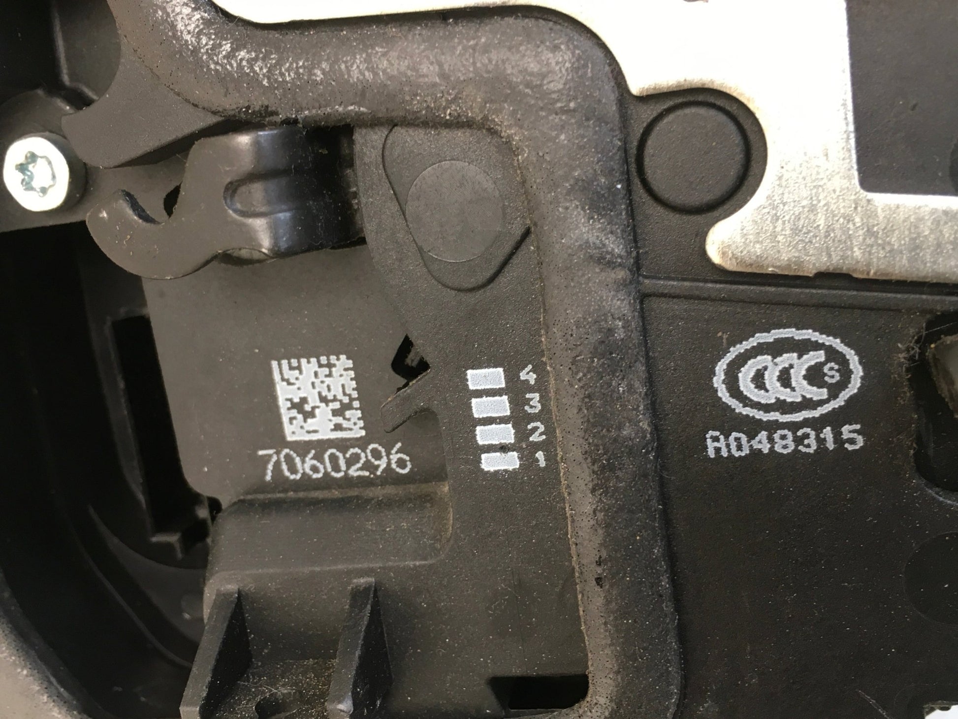 Cerradura tra dcha BMW 7060296 - 7060296