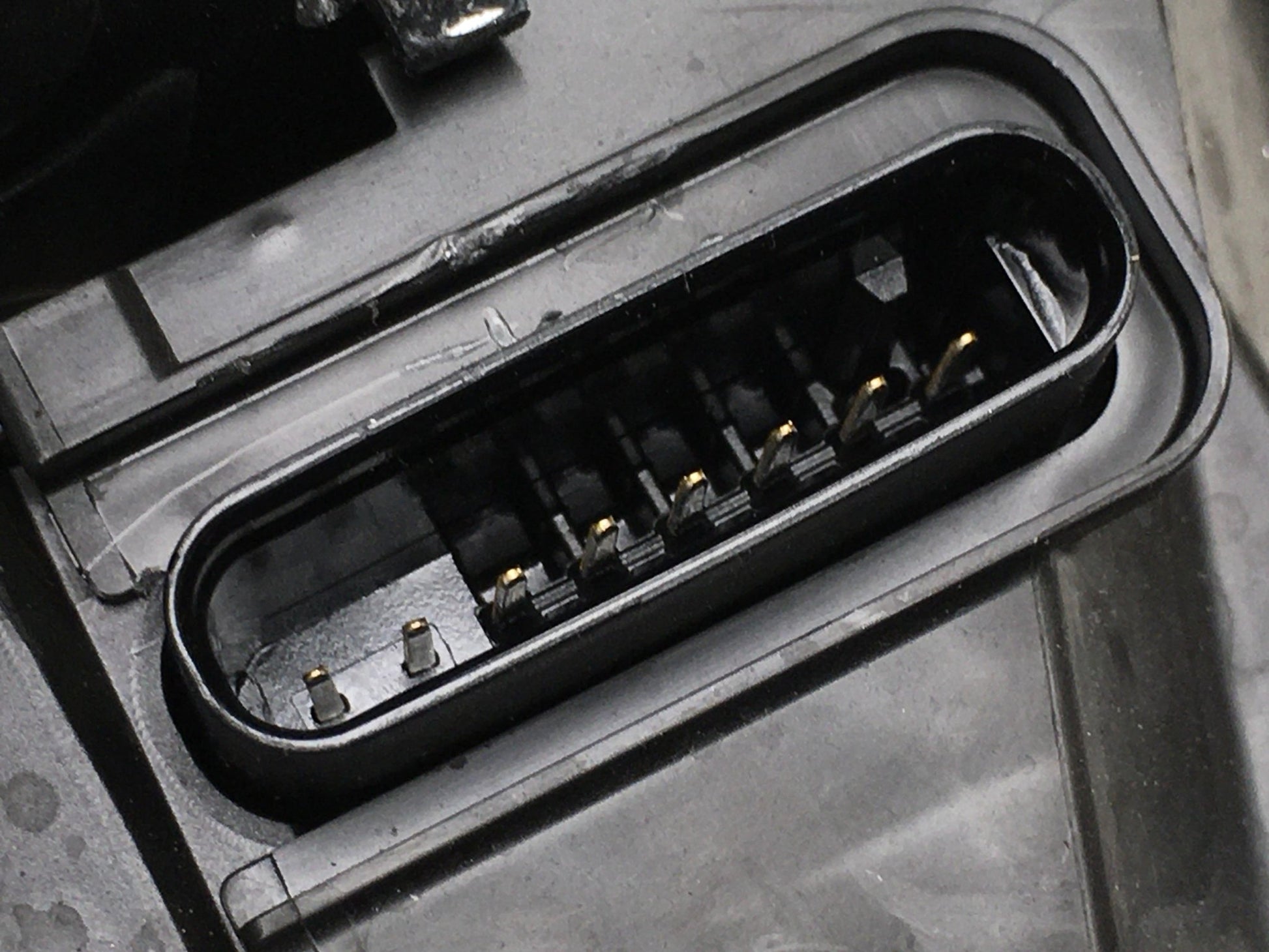 Cerradura tra izq Jaguar XE - GX7324995CC