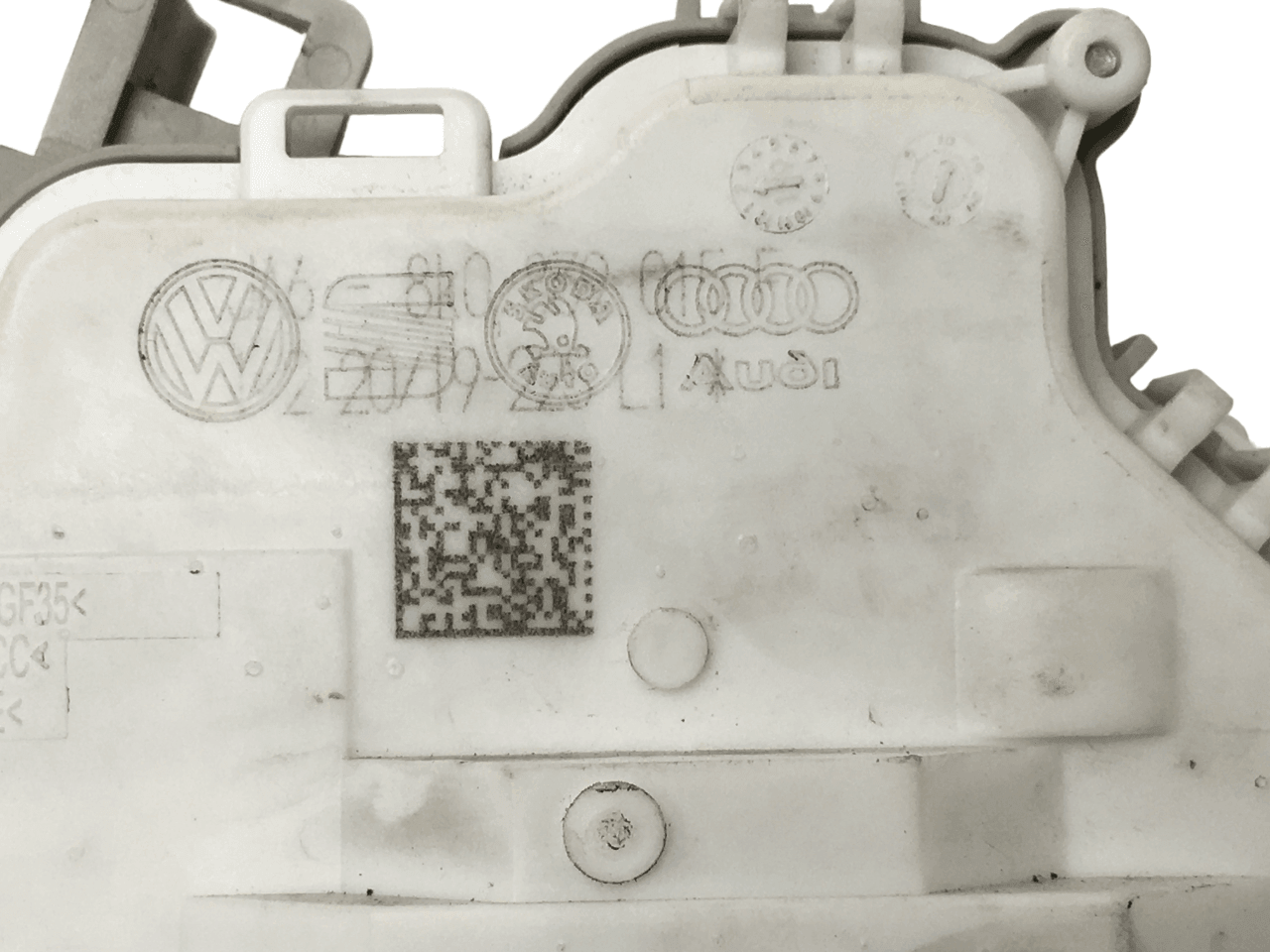 Cerradura tra izq VW 8K0839015F - 8K0839015F