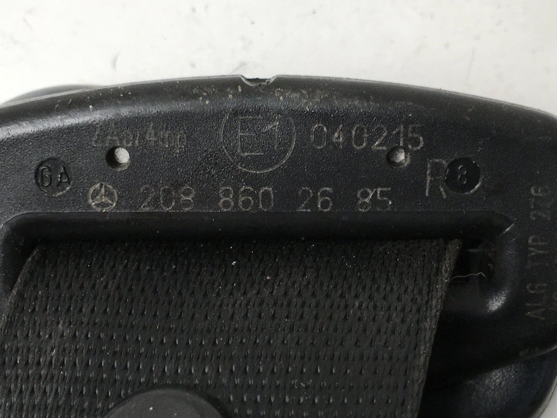 Cinturon del dcho Mercedes W208 - 2088602685