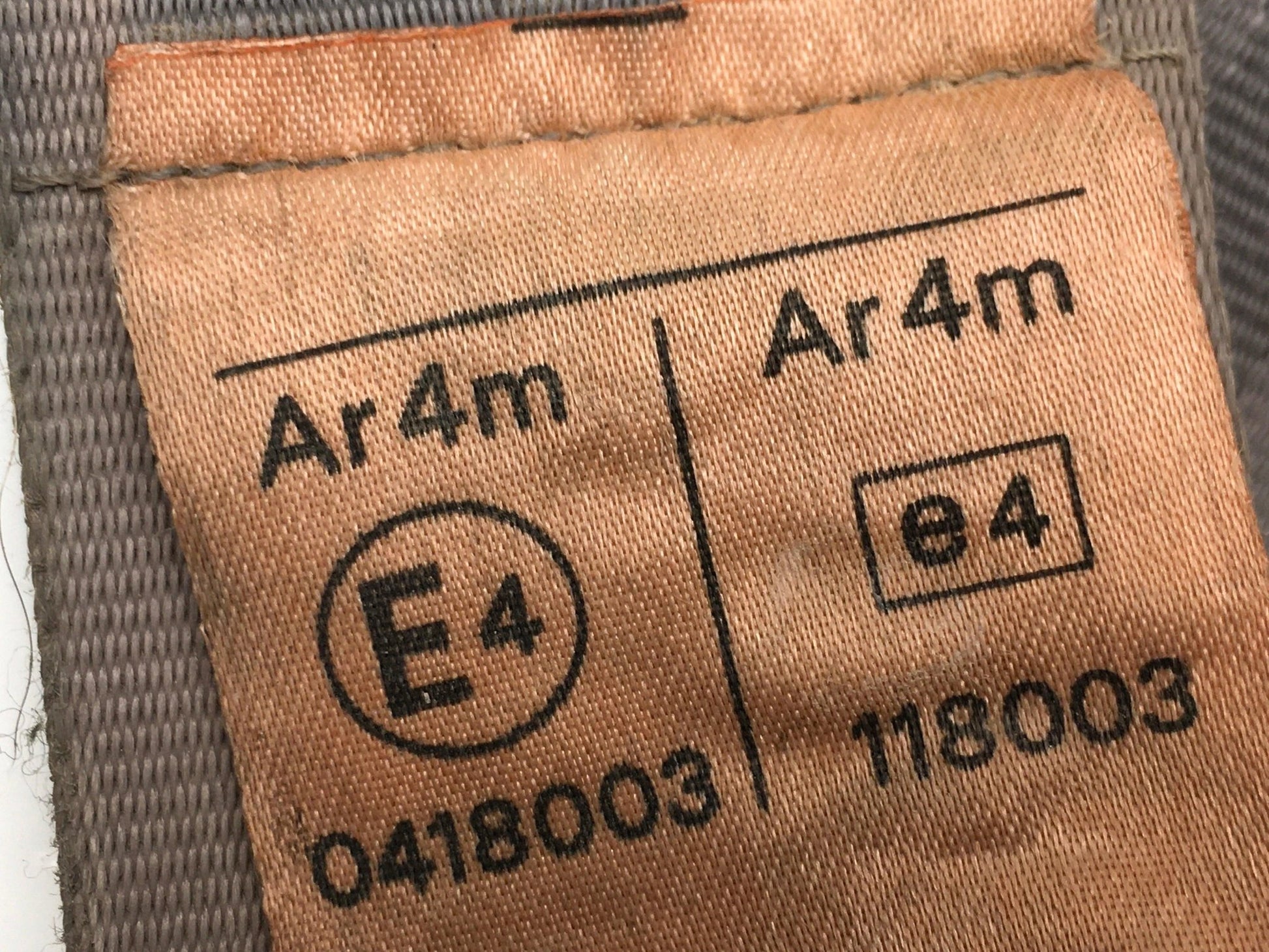 Cinturon del dcho Mitsubishi Pajero I - TK524EN092