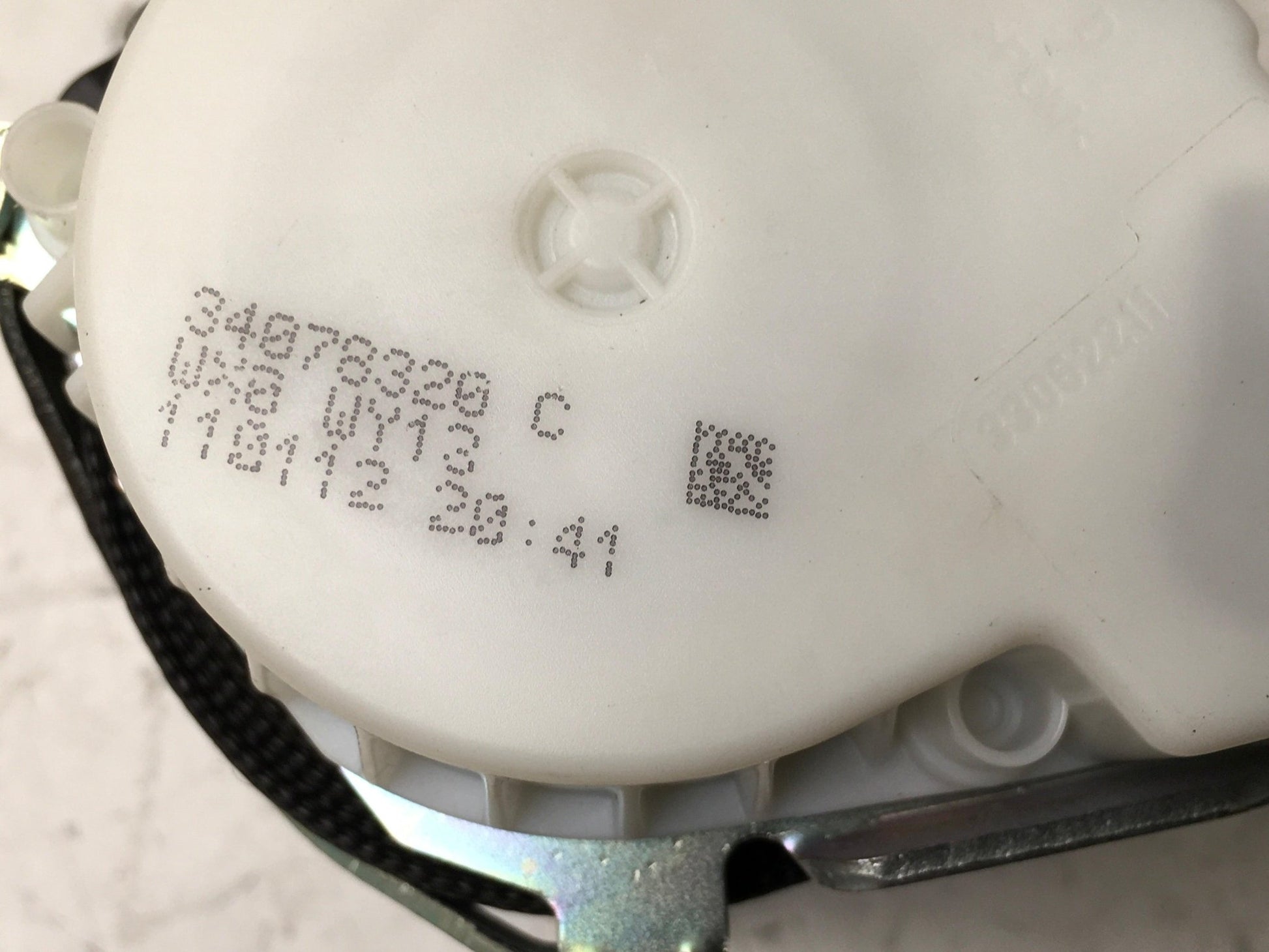 Cinturon del izq BMW F20 F30 - 34078320C