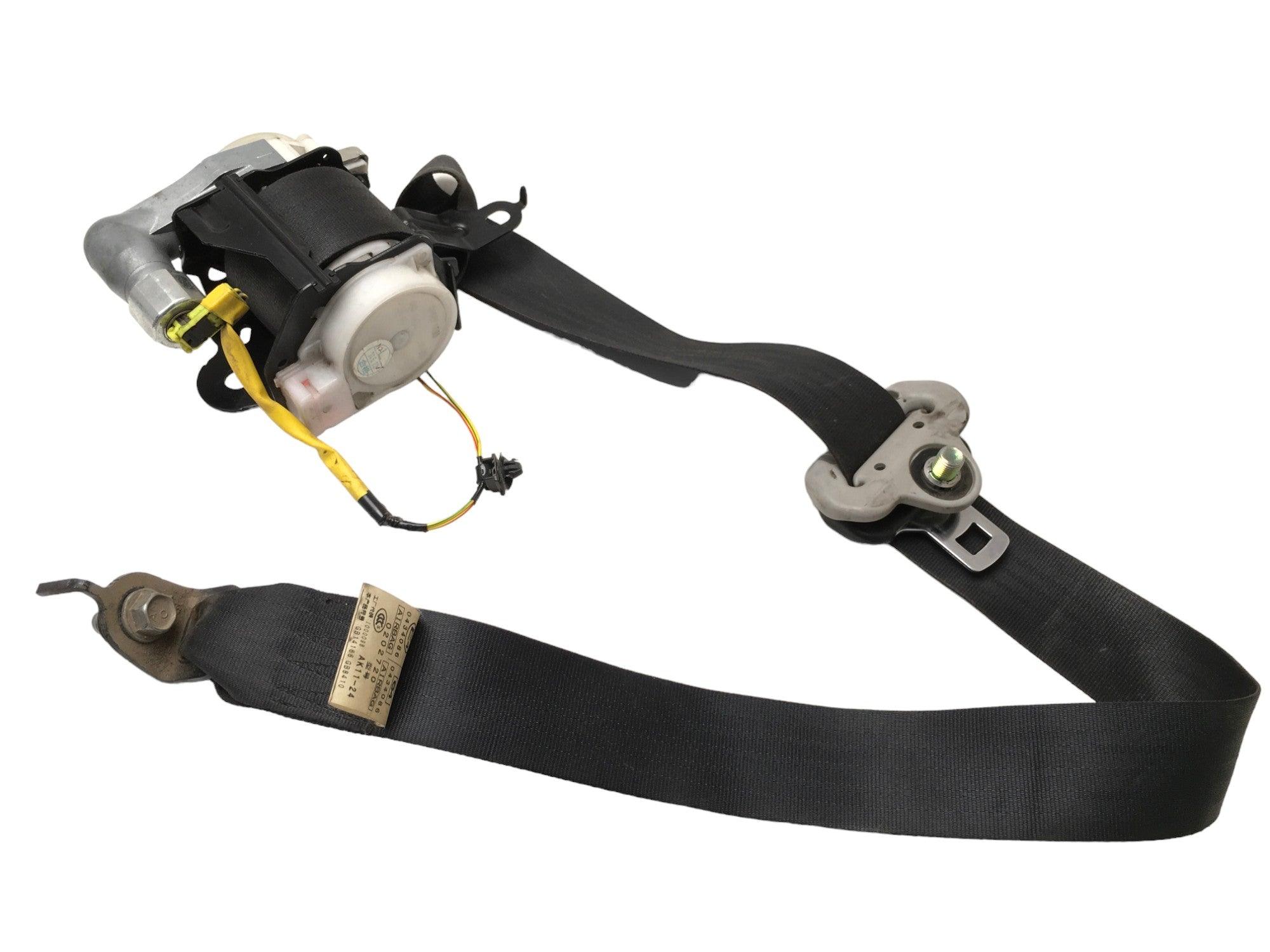 Cinturon del izq Mazda 5 - E40434086