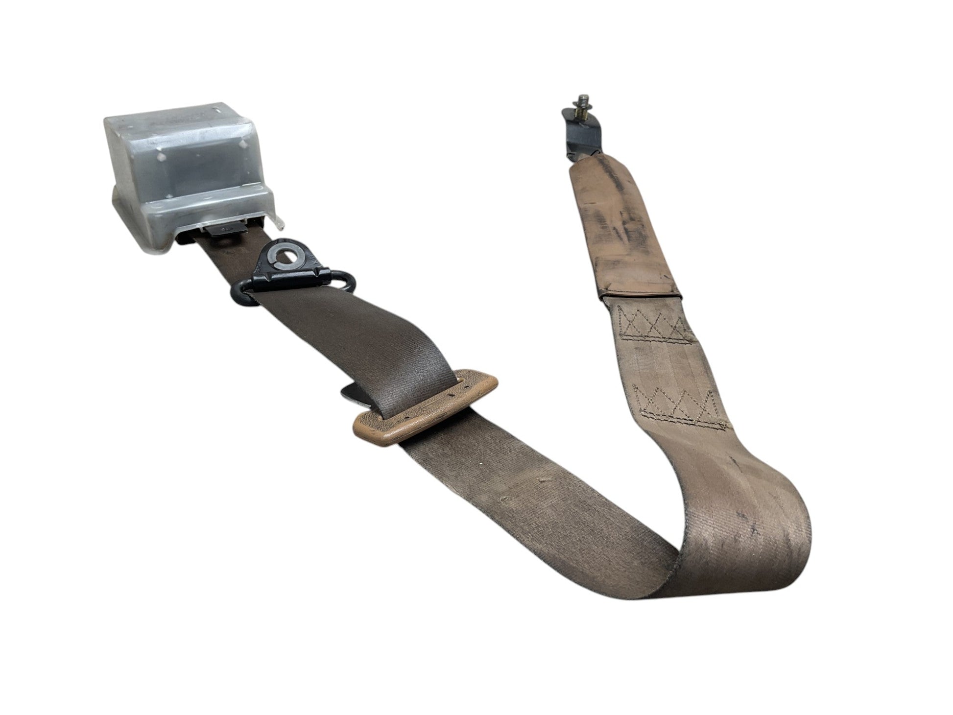 Cinturon del izq Mitsubishi Pajero 1982 - 1991 - MB941331