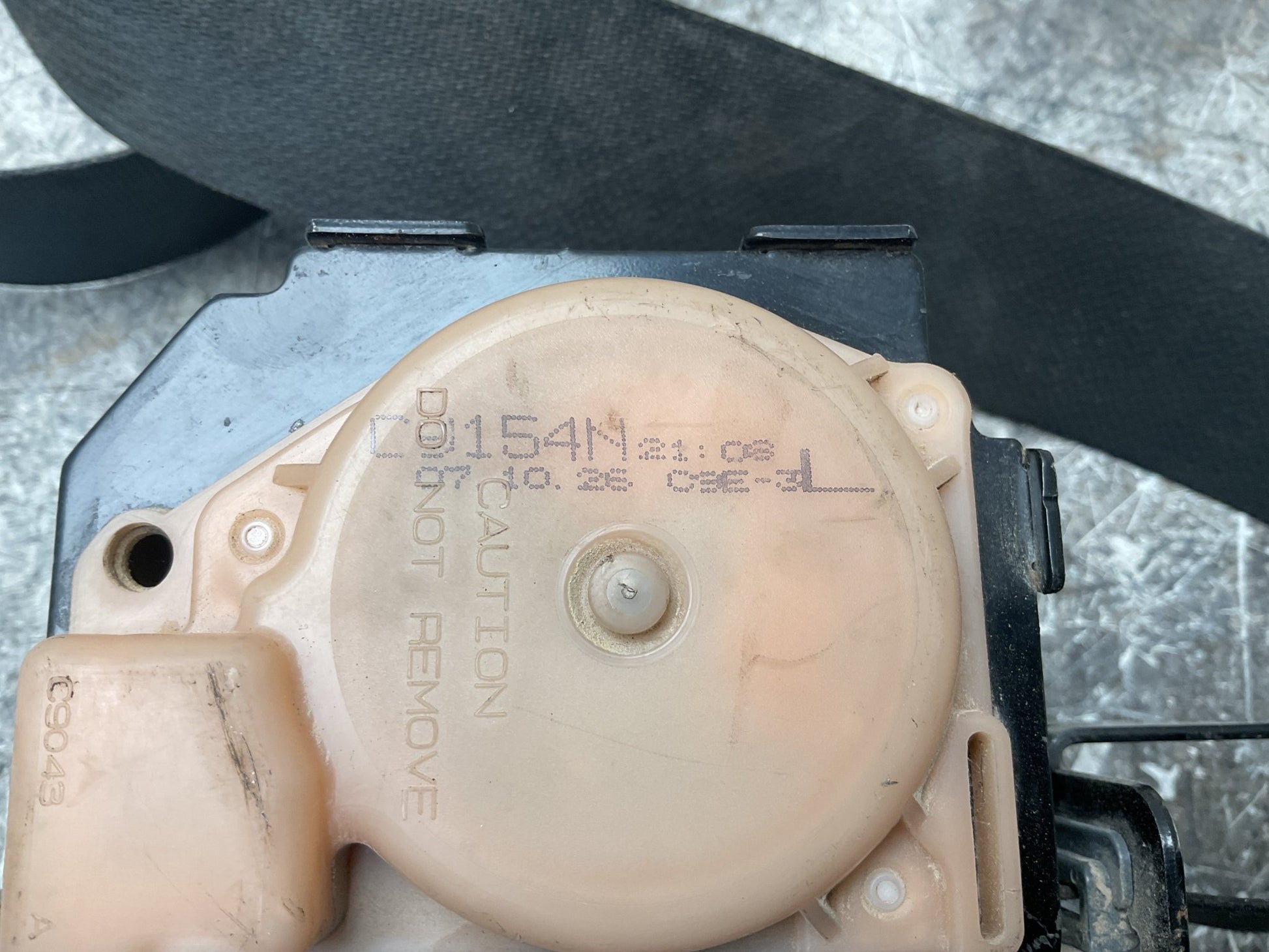 Cinturon del izq Suzuki GR Vitara 2005 - 2011 - 8494065J0