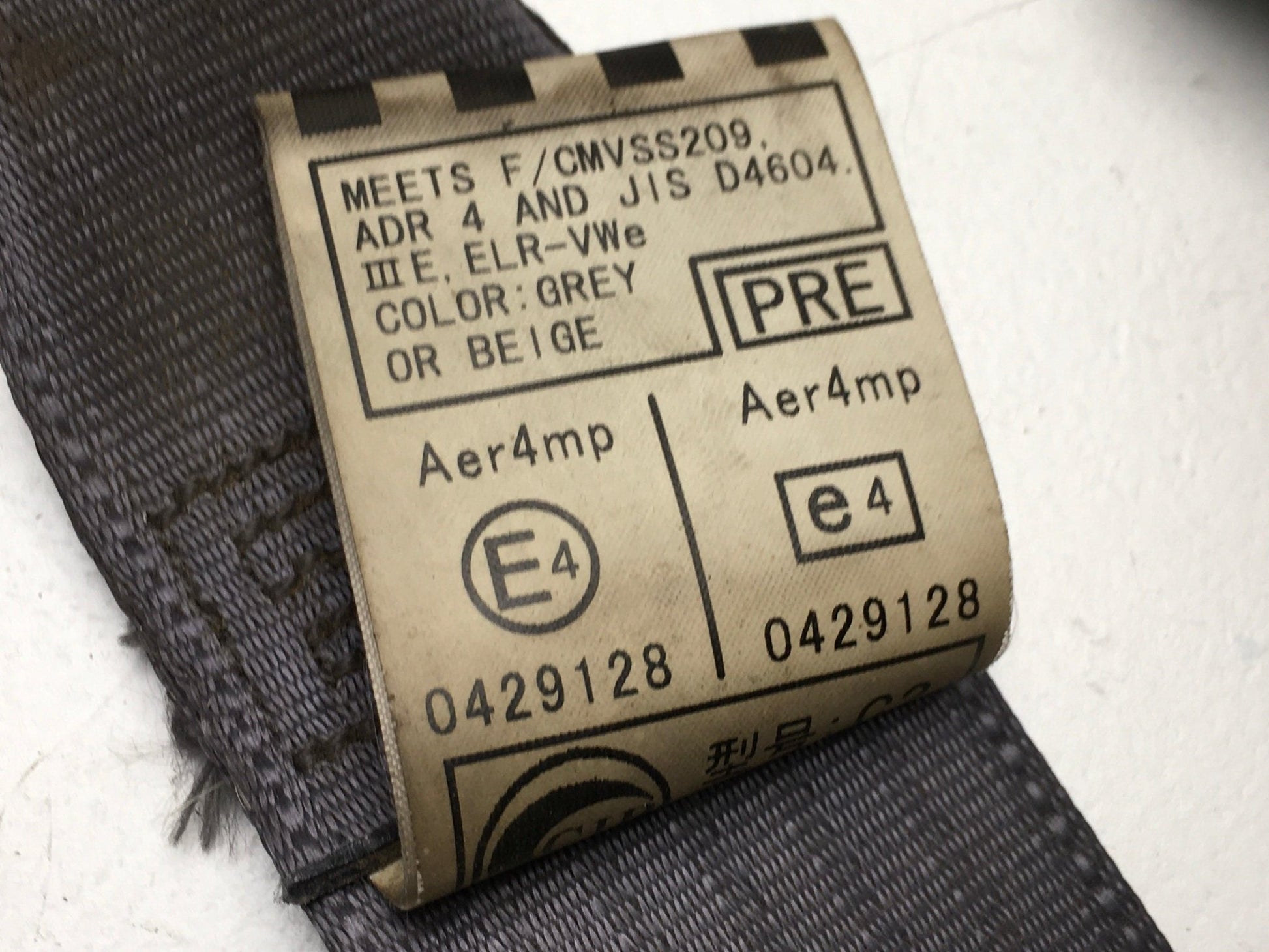 Cinturón del izq Toyota Rav4 II - 7J4550P