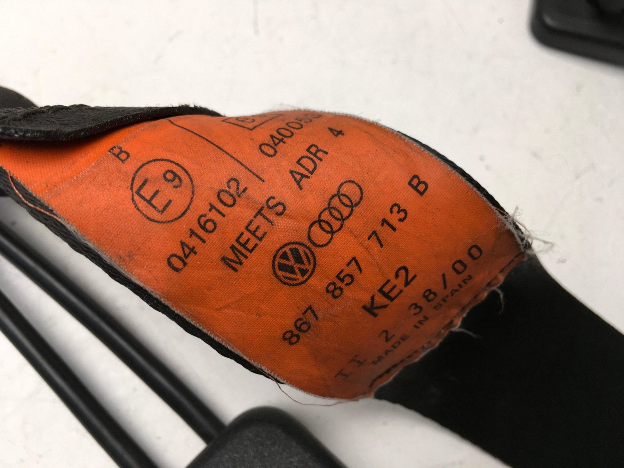 Cinturon tra central Seat Ibiza II - 867857713B