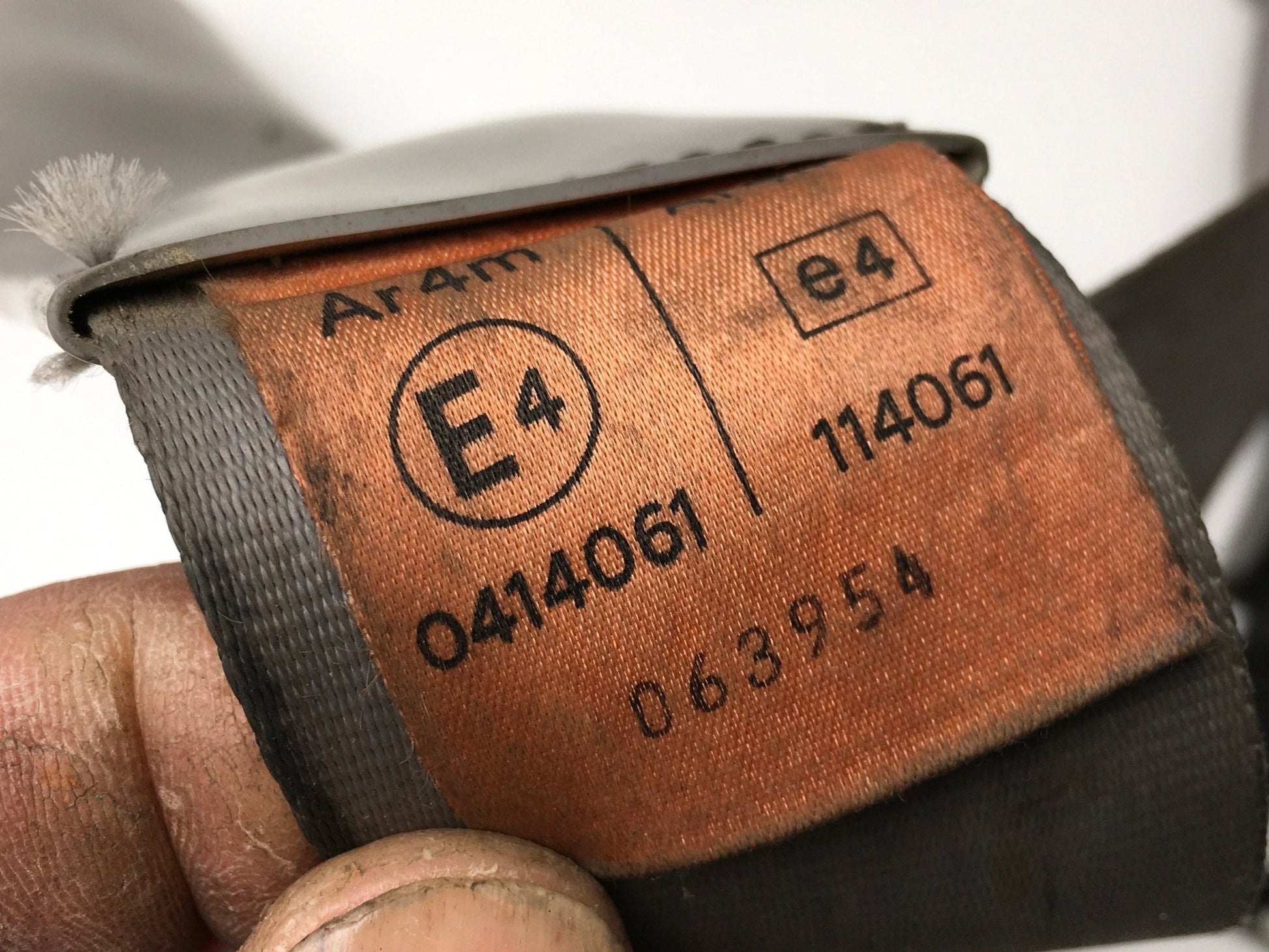 Cinturon tra izq Mitsubishi Pajero I - TK620EN056