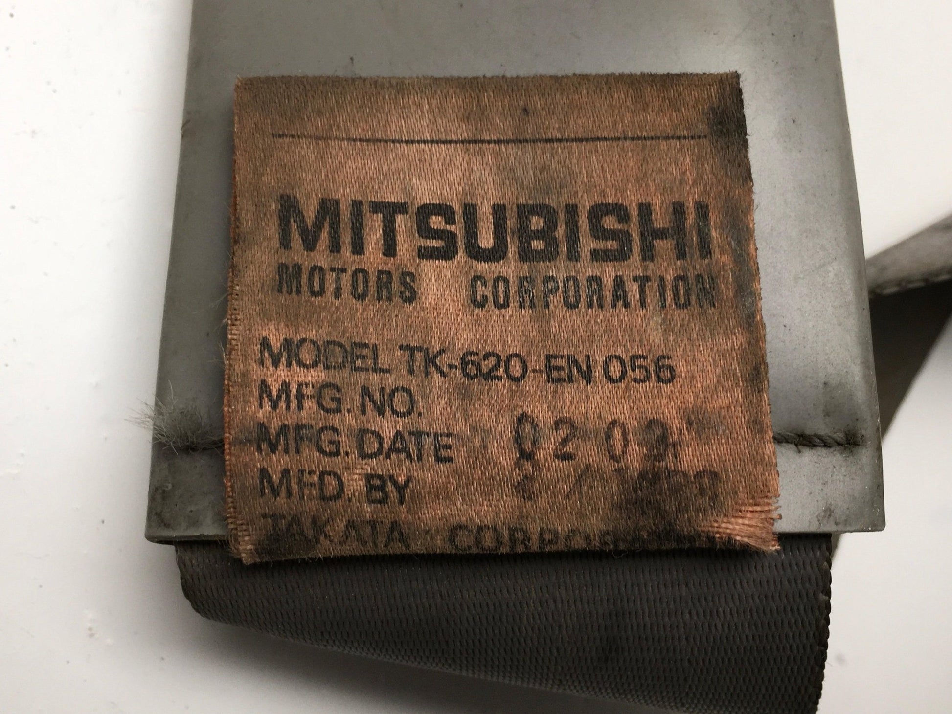 Cinturon tra izq Mitsubishi Pajero I - TK620EN056