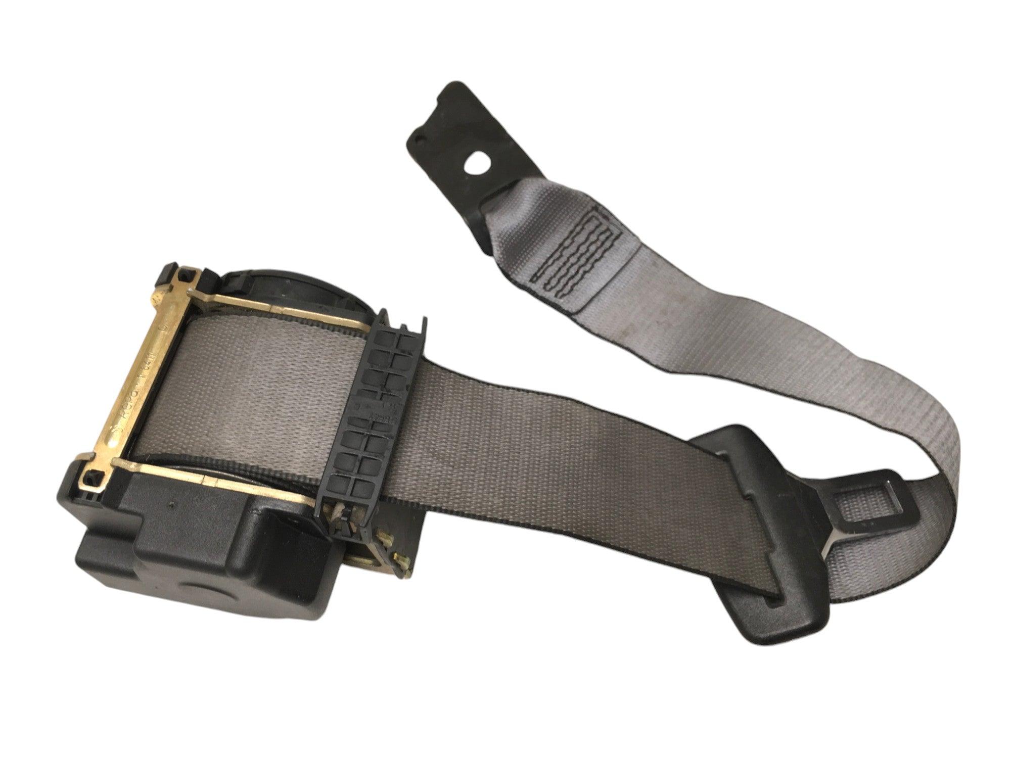 Cinturon trasero BMW - 16411C