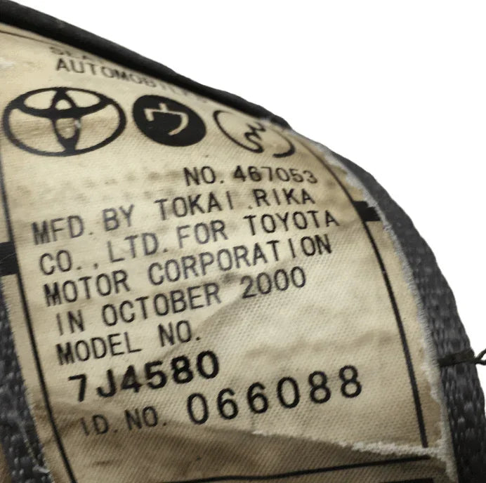Cinturón trasero Toyota Rav4 II