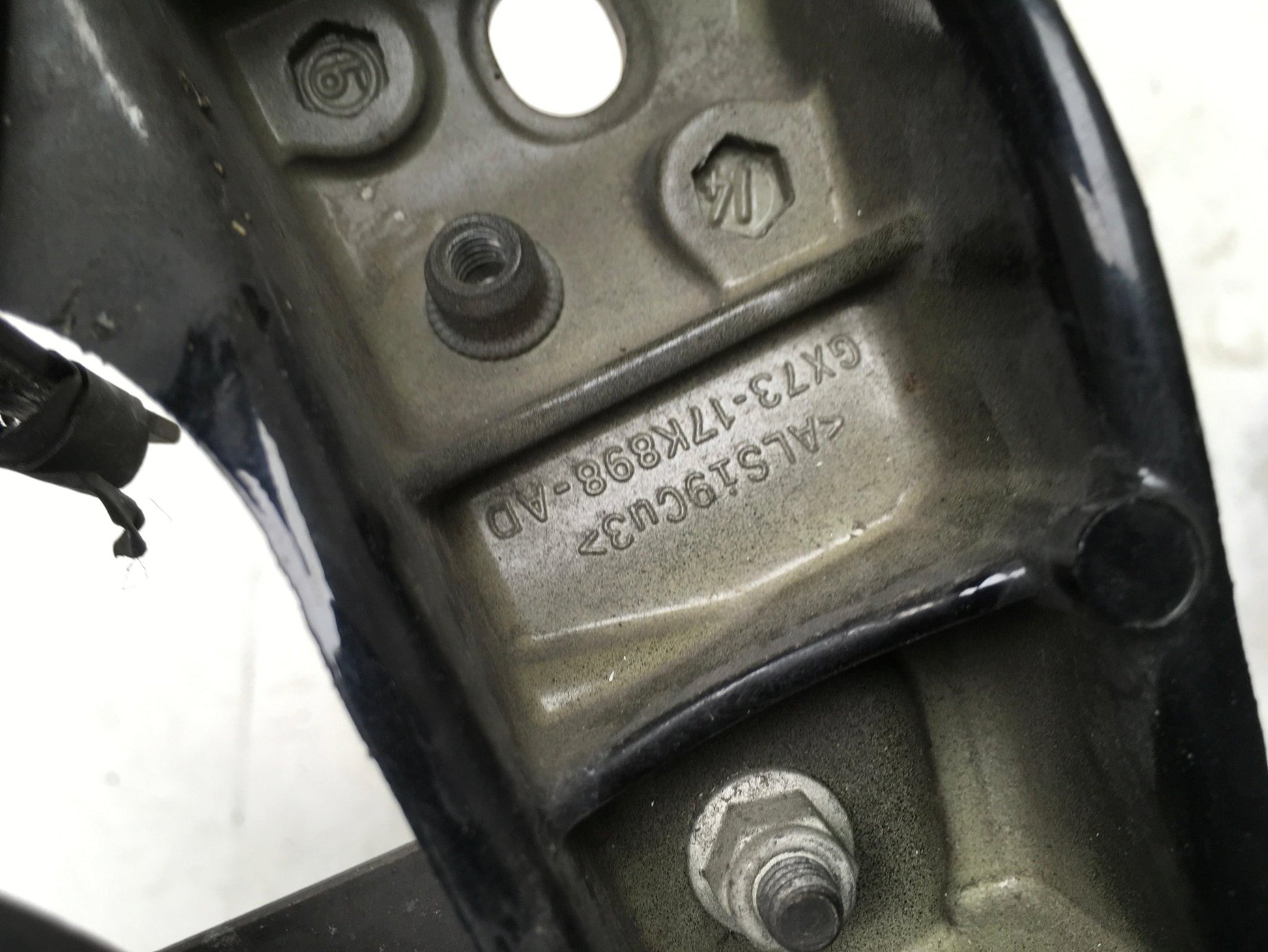 Claxon derecho Jaguar XE / XF II - GX738310AA