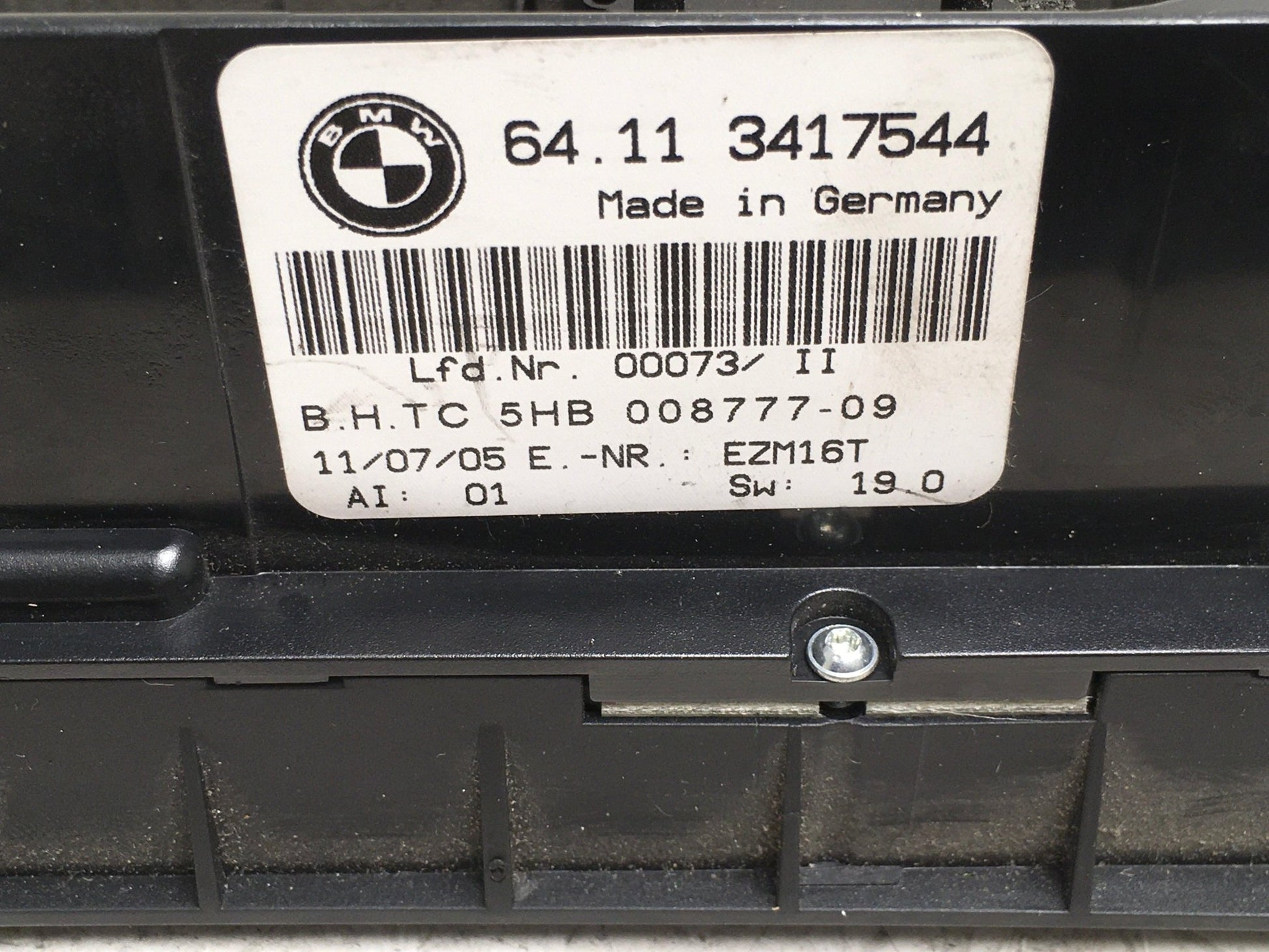 Climatizador BMW X3 E83 - 64113417544