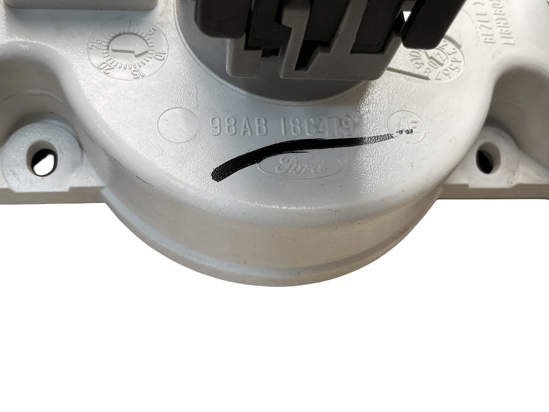 Climatizador Ford Focus 99-04 - 98AB18C419AE