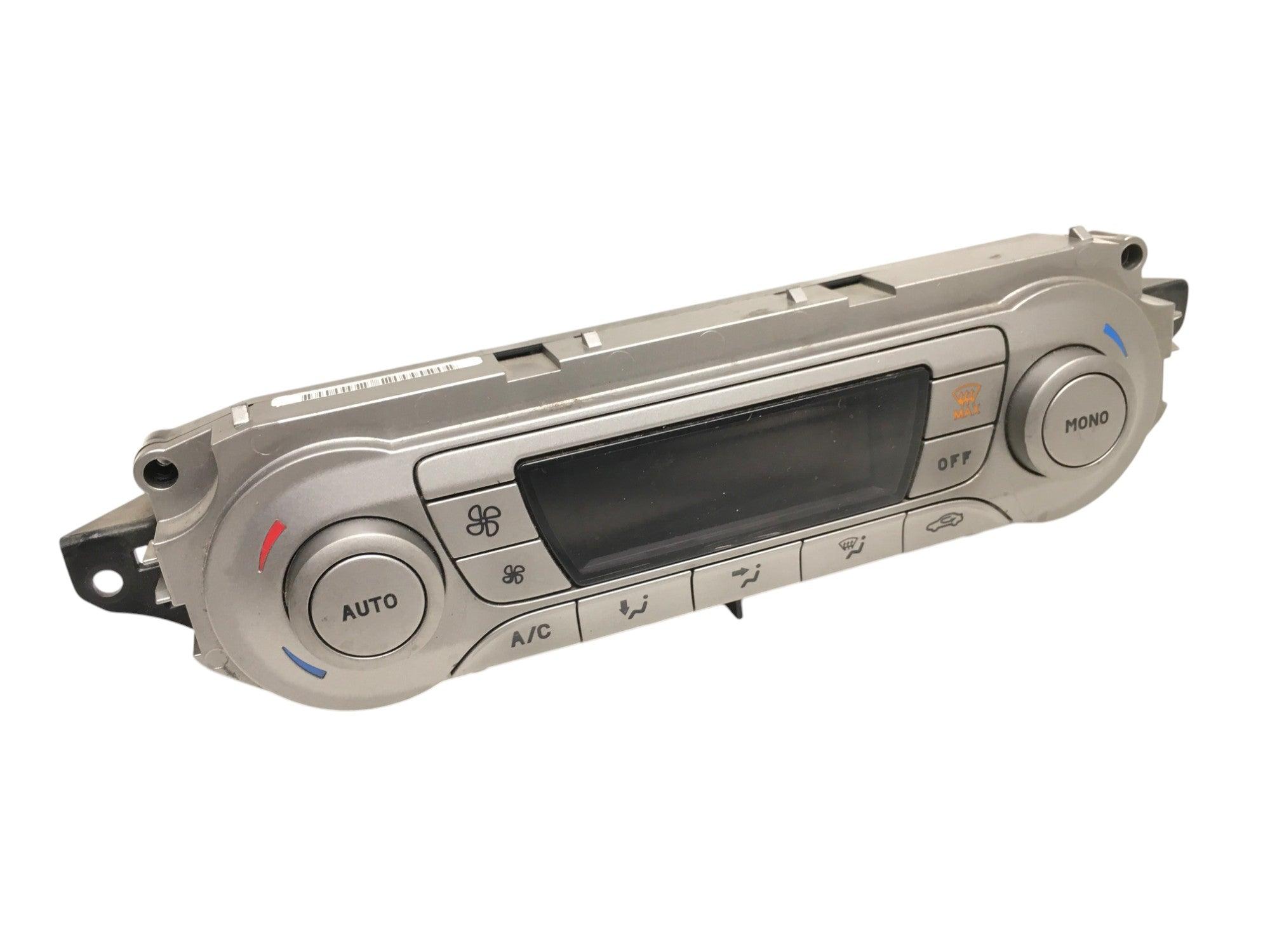 Climatizador Ford Focus II - 7M5T18C612CE