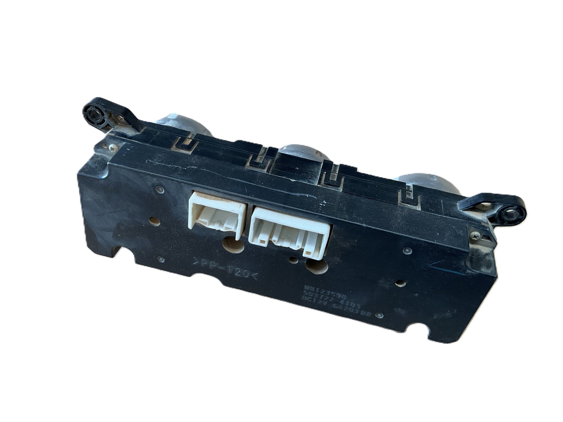 Climatizador Mitsubishi L200 05-15 - MN123598