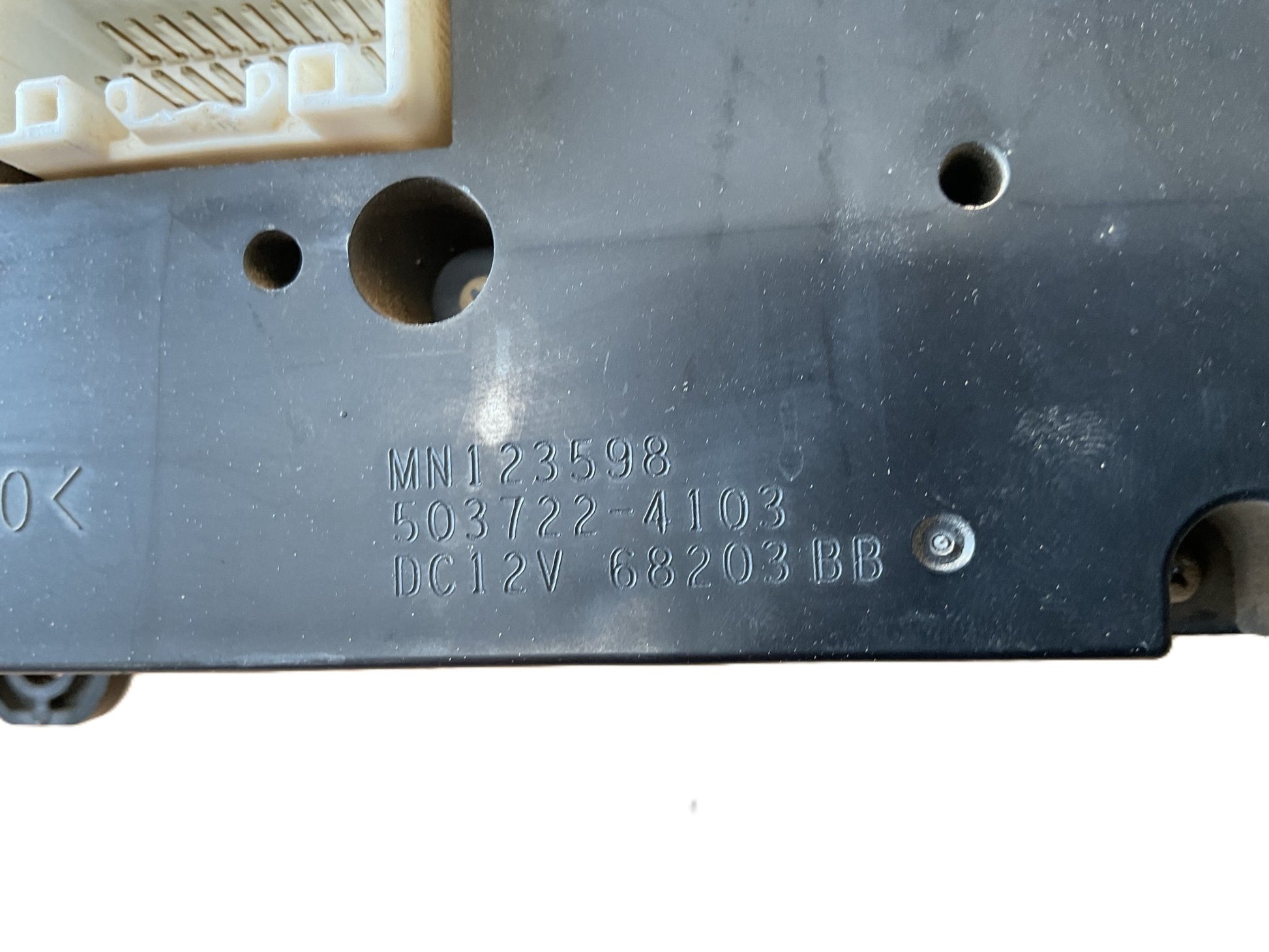 Climatizador Mitsubishi L200 05-15 - MN123598