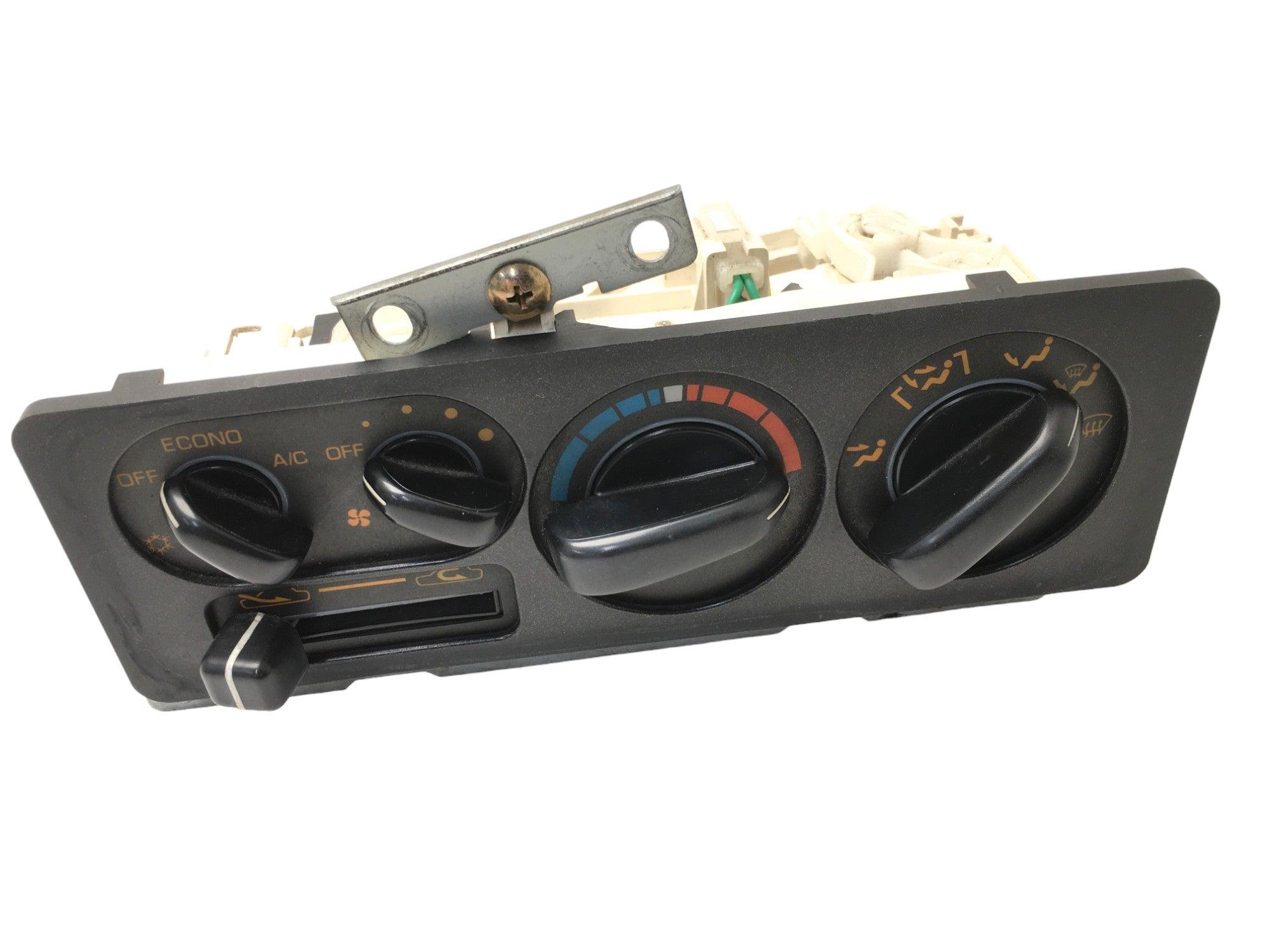 Climatizador Mitsubishi Pajero II - MB439701