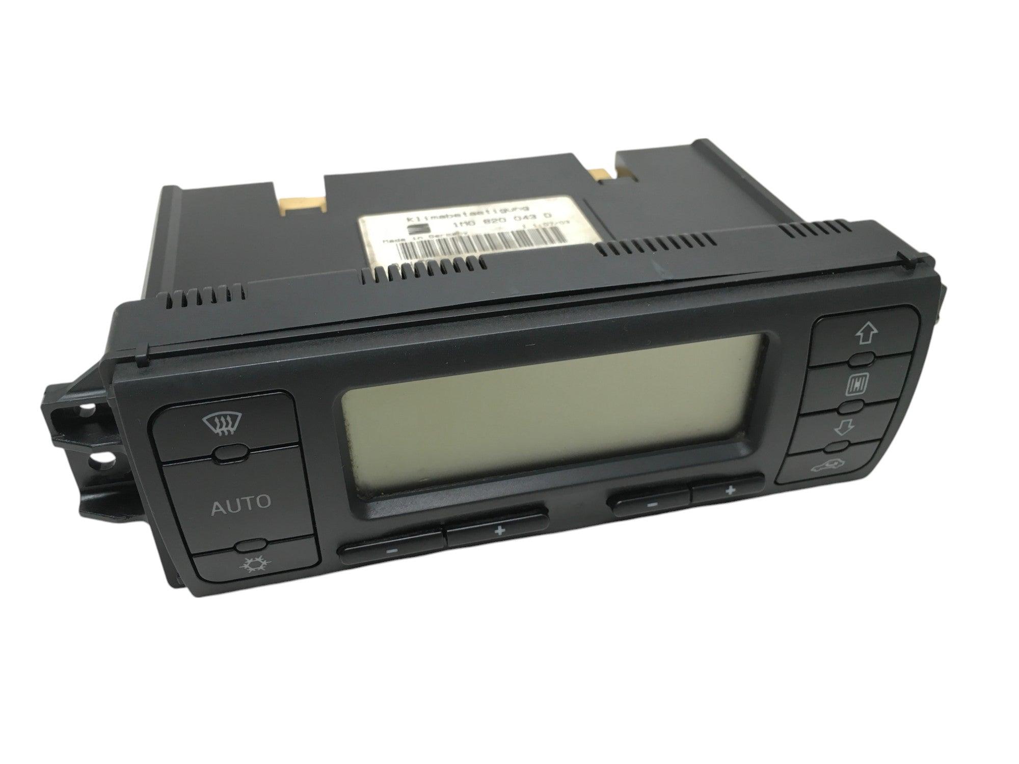 Climatizador Seat Leon / Toledo 1M - 1M0820043D