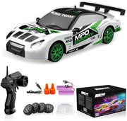 Coche teledirigido drift 1:24 GTR blanco - COCHE-GTR BLANCO A11