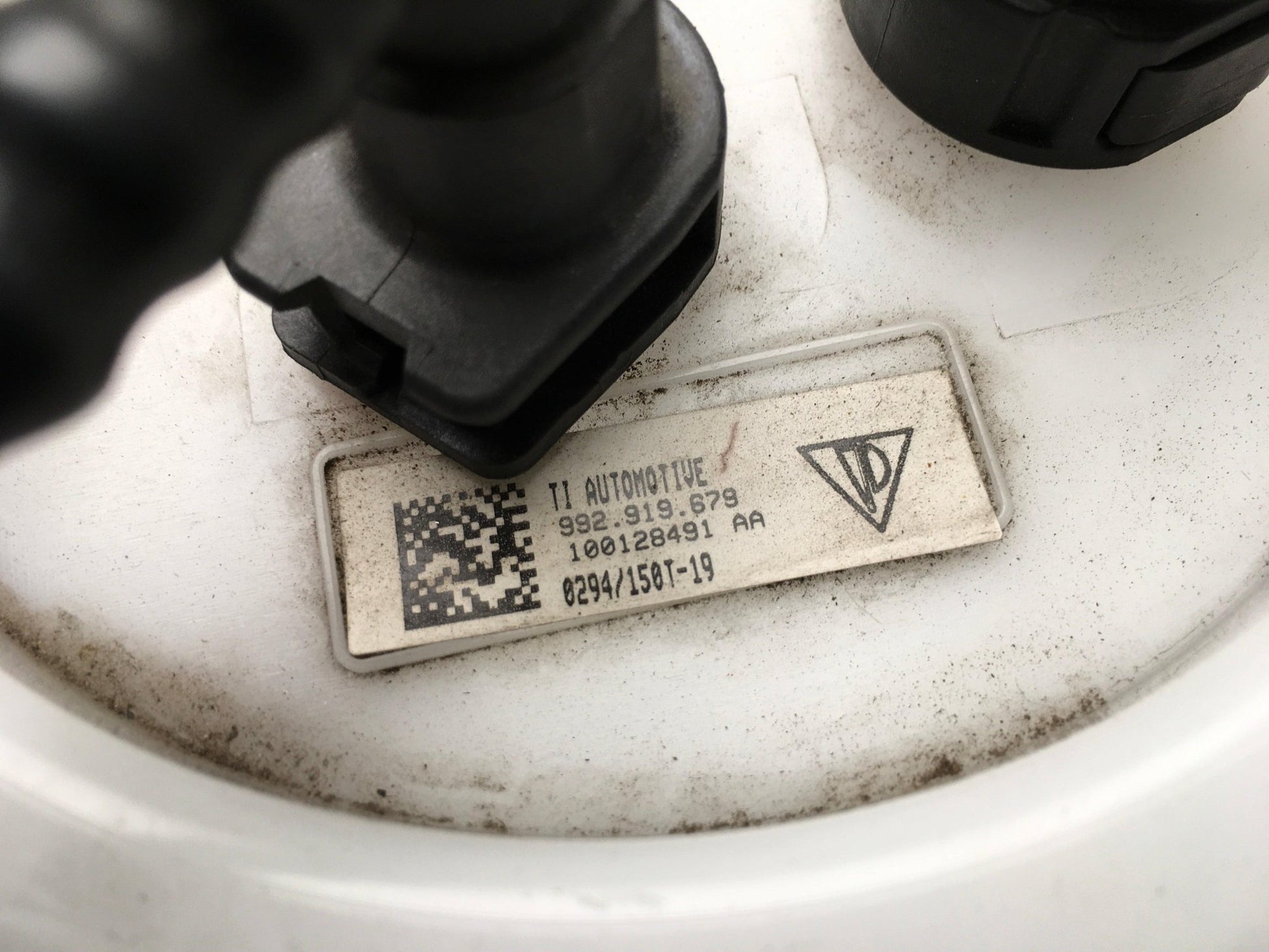 Colgador bomba combustible Porsche 911 992 - 992919679