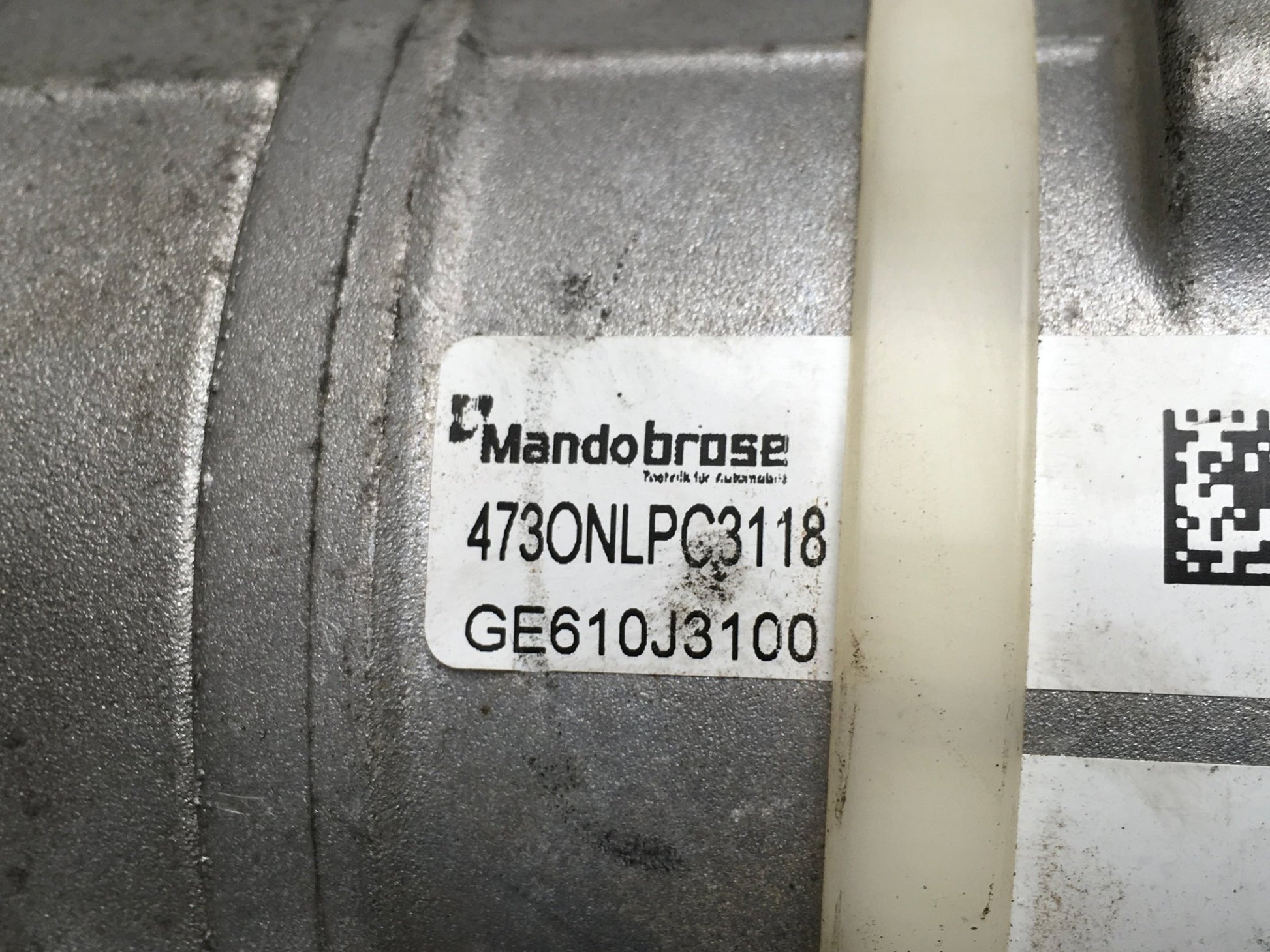 Columna direccion Kia Stonic y Rio YB - GE610J3100