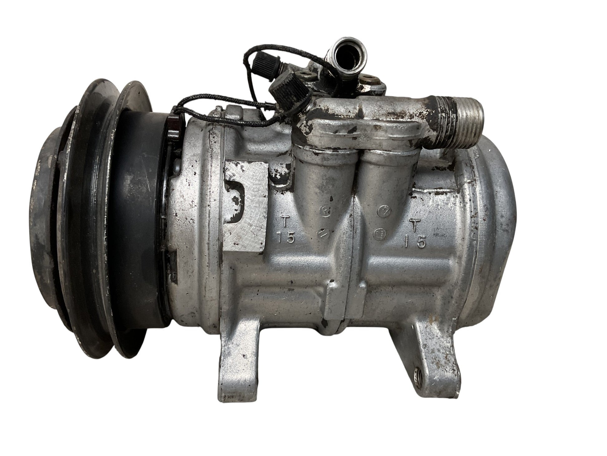 Compresor A/C Mitsubishi Pajero 1982-1991 - 0472003040