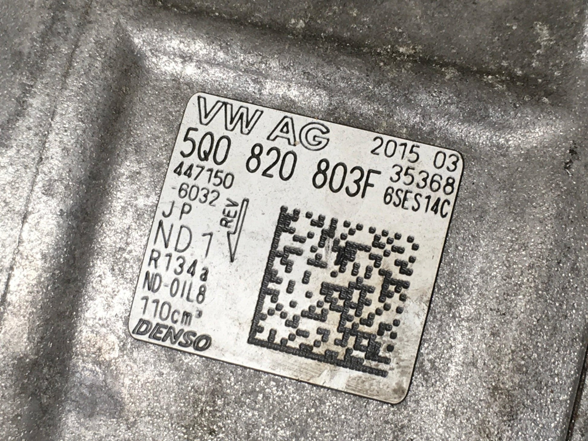 Compresor A/C VAG 5Q820803F - 5Q820803F