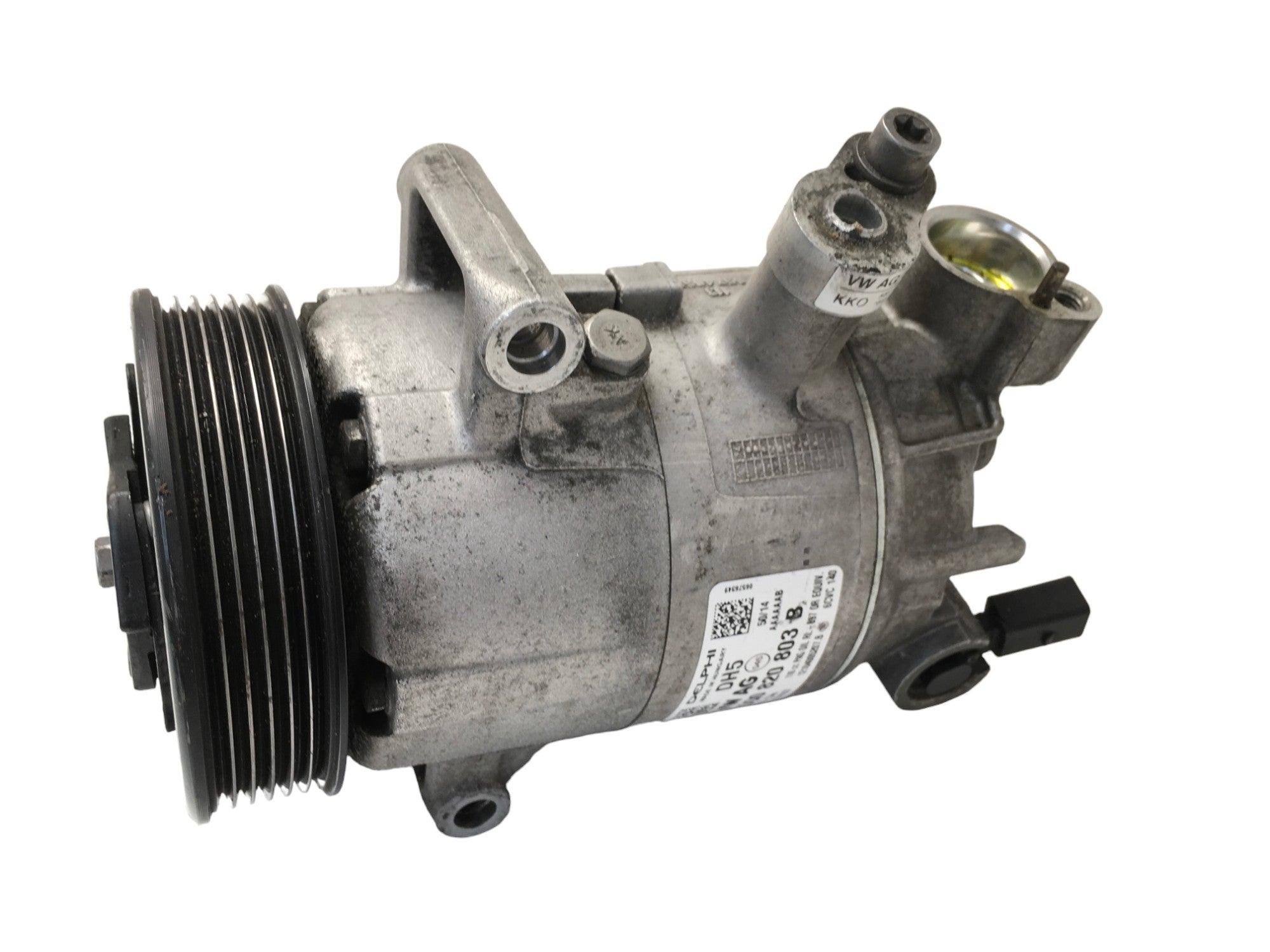 Compresor A/C VW 5Q0820803B - 5Q0820803B