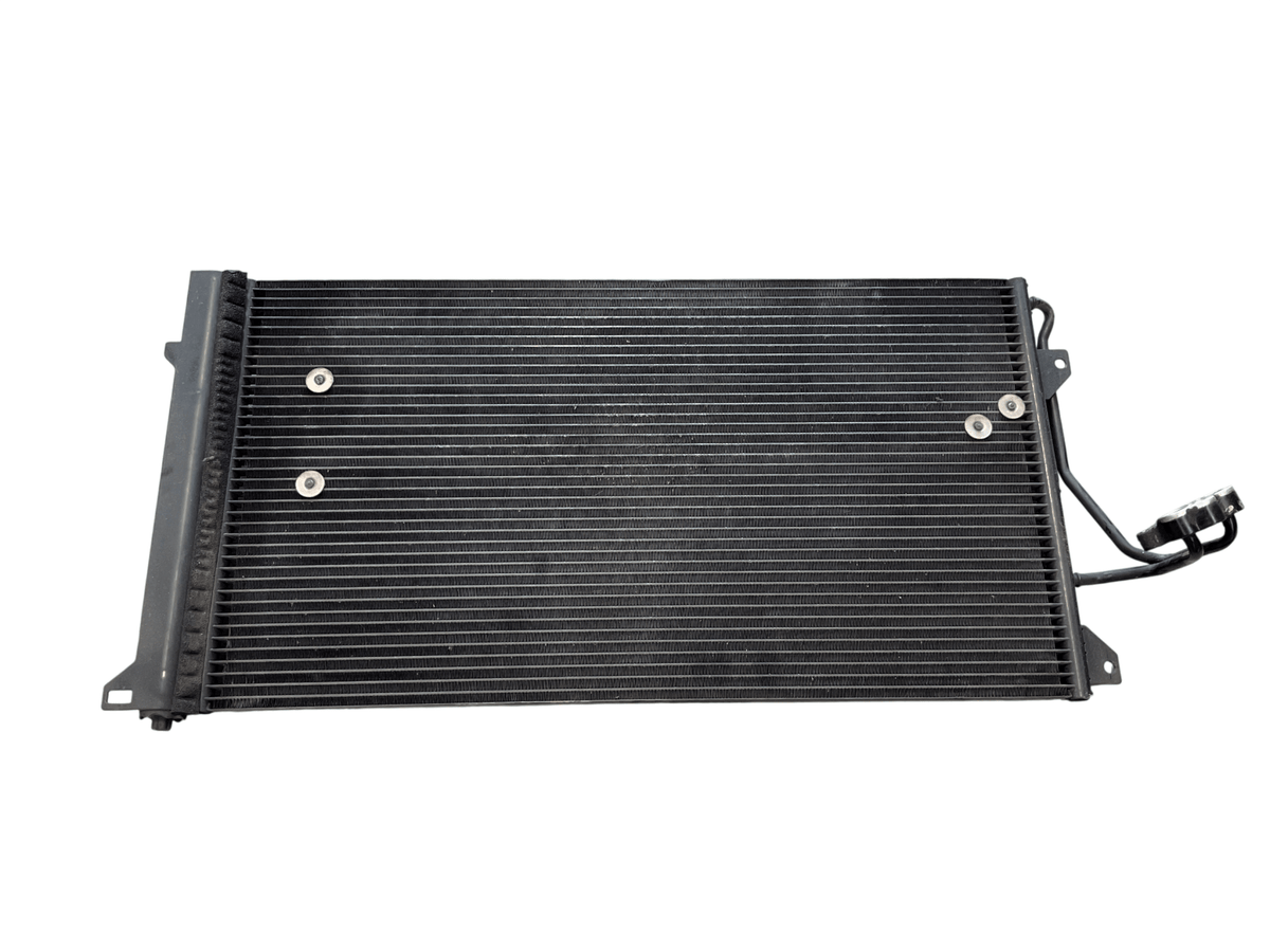 Condensador Porsche Cayenne 02-07 4.5 - 95557311104