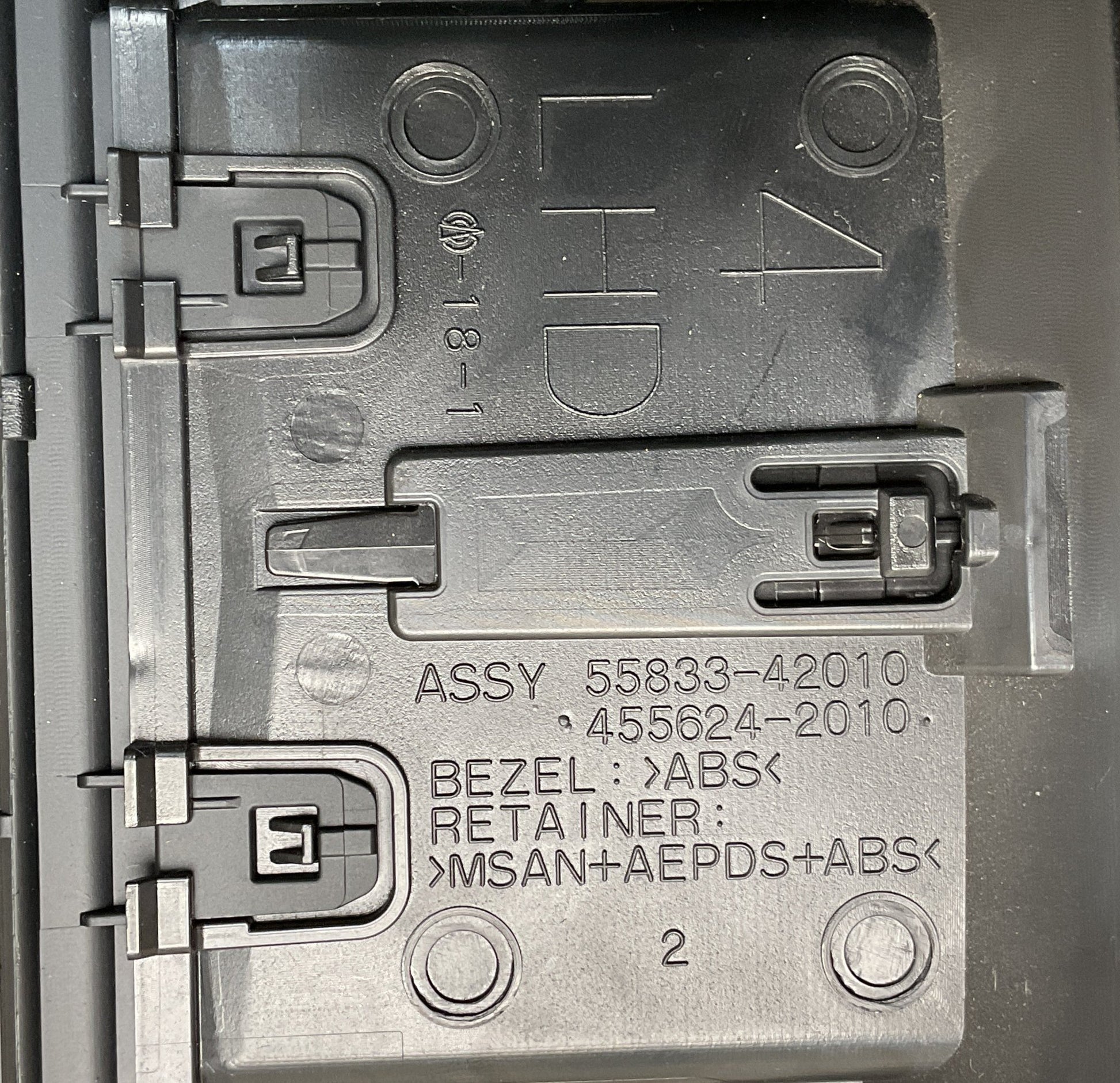 Conducto aire central Toyota Rav4 2005-2012 - 5583342010