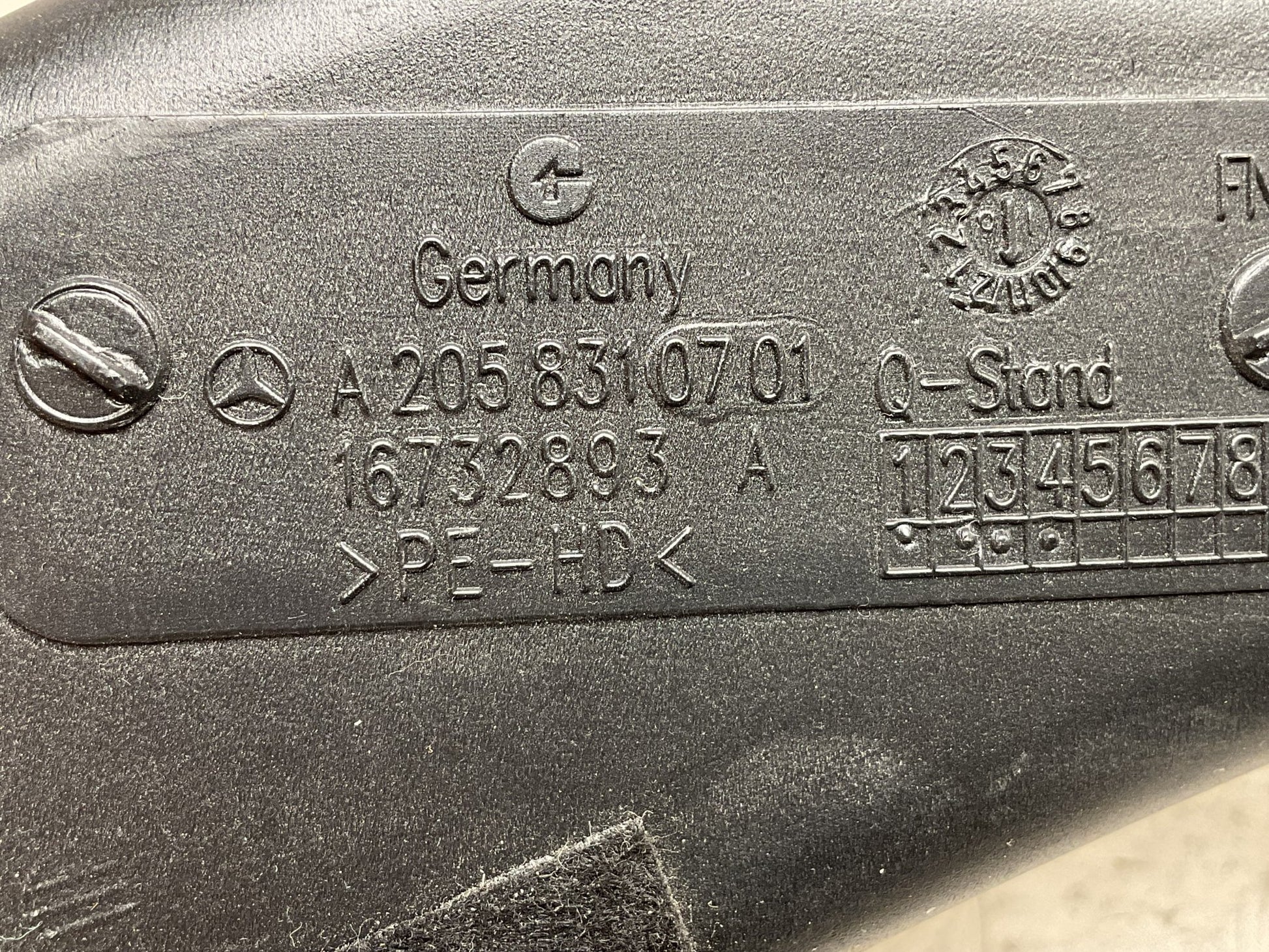 Conducto Aire dcho Mercedes W205 X253 - A2058310701