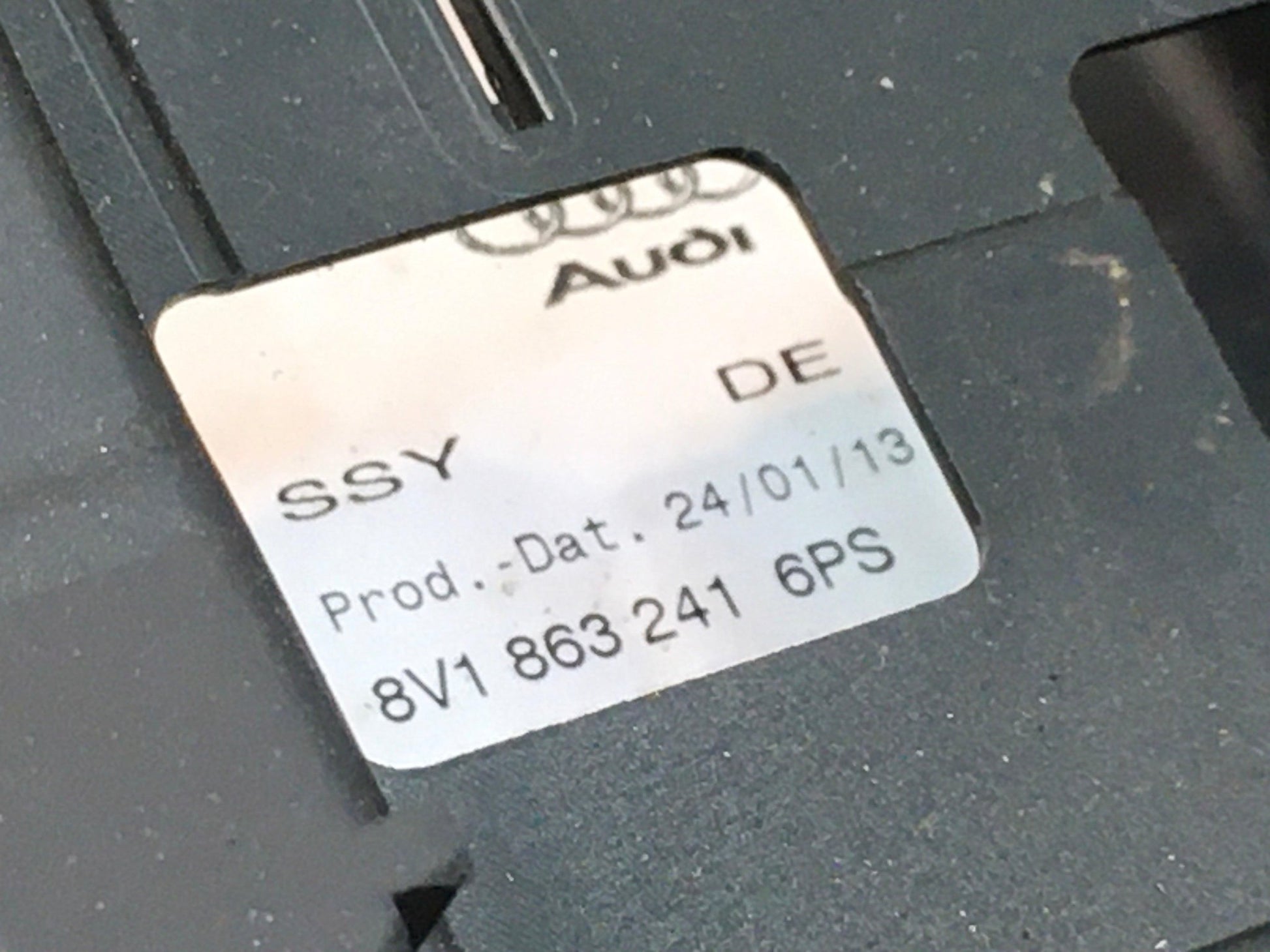 Consola central Audi A3 8V - 8V1861690