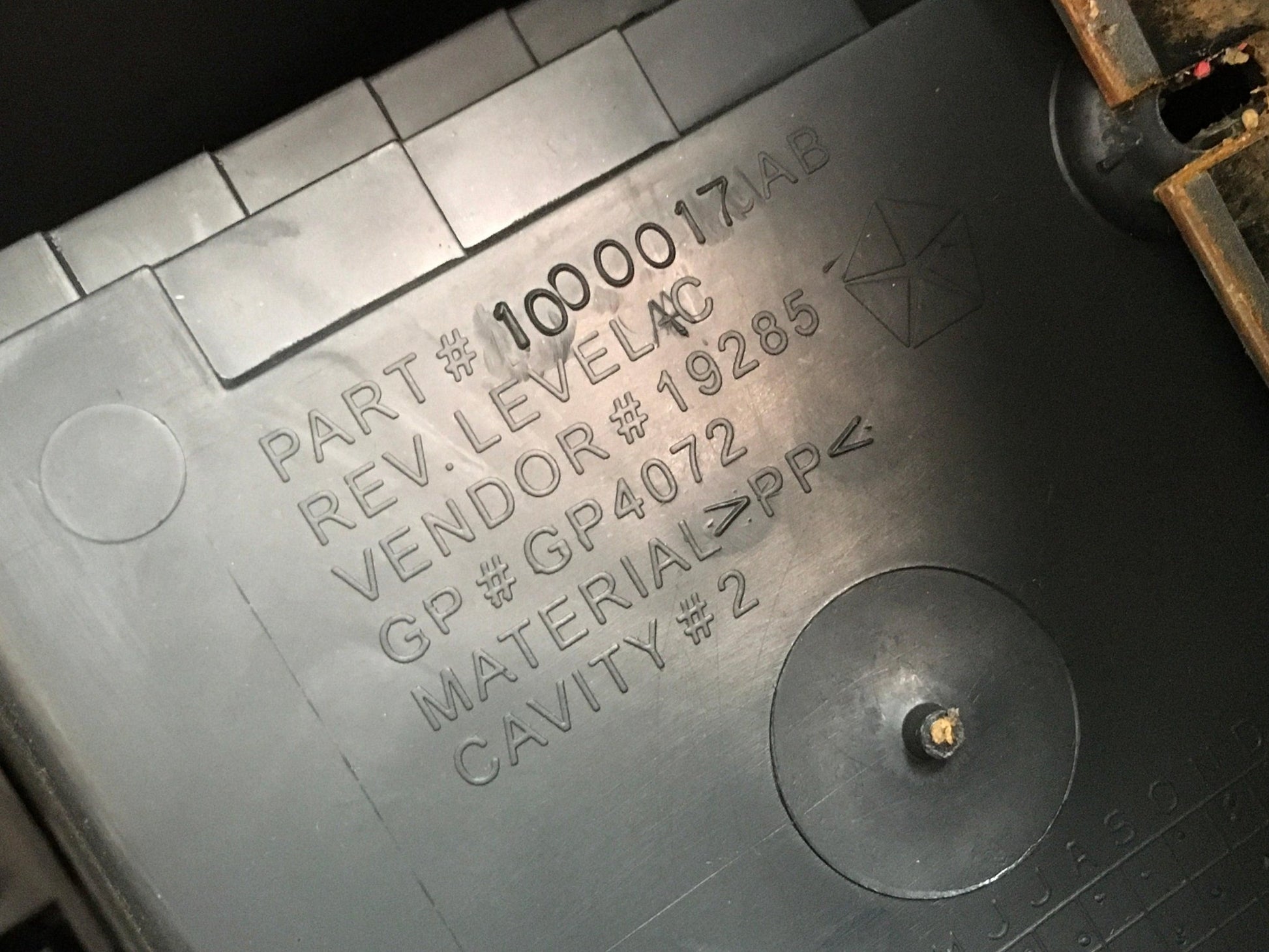 Consola central Jeep Cherokee KJ - 0WD851DVAB