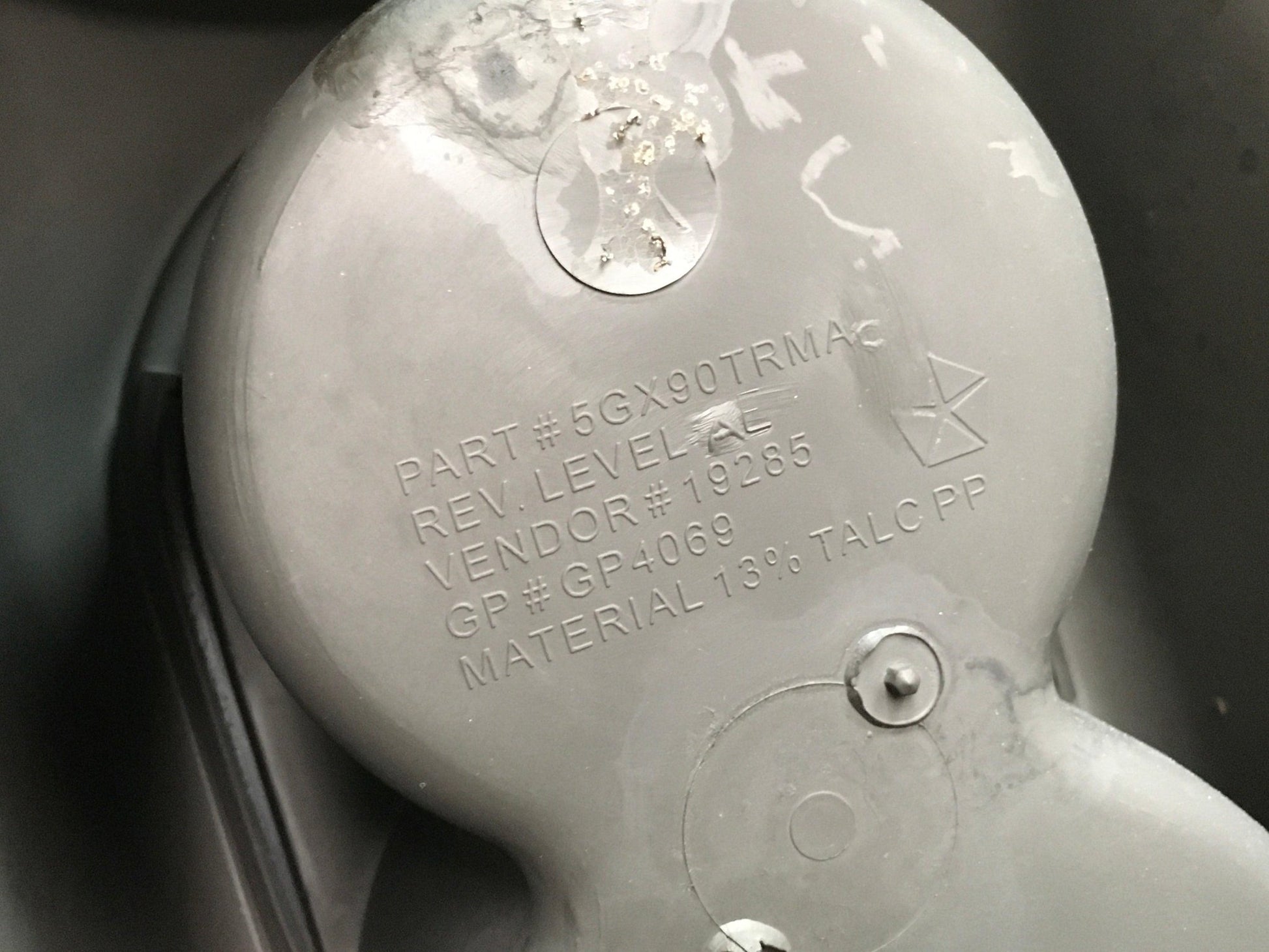 Consola central Jeep Cherokee KJ - 0WD851DVAB