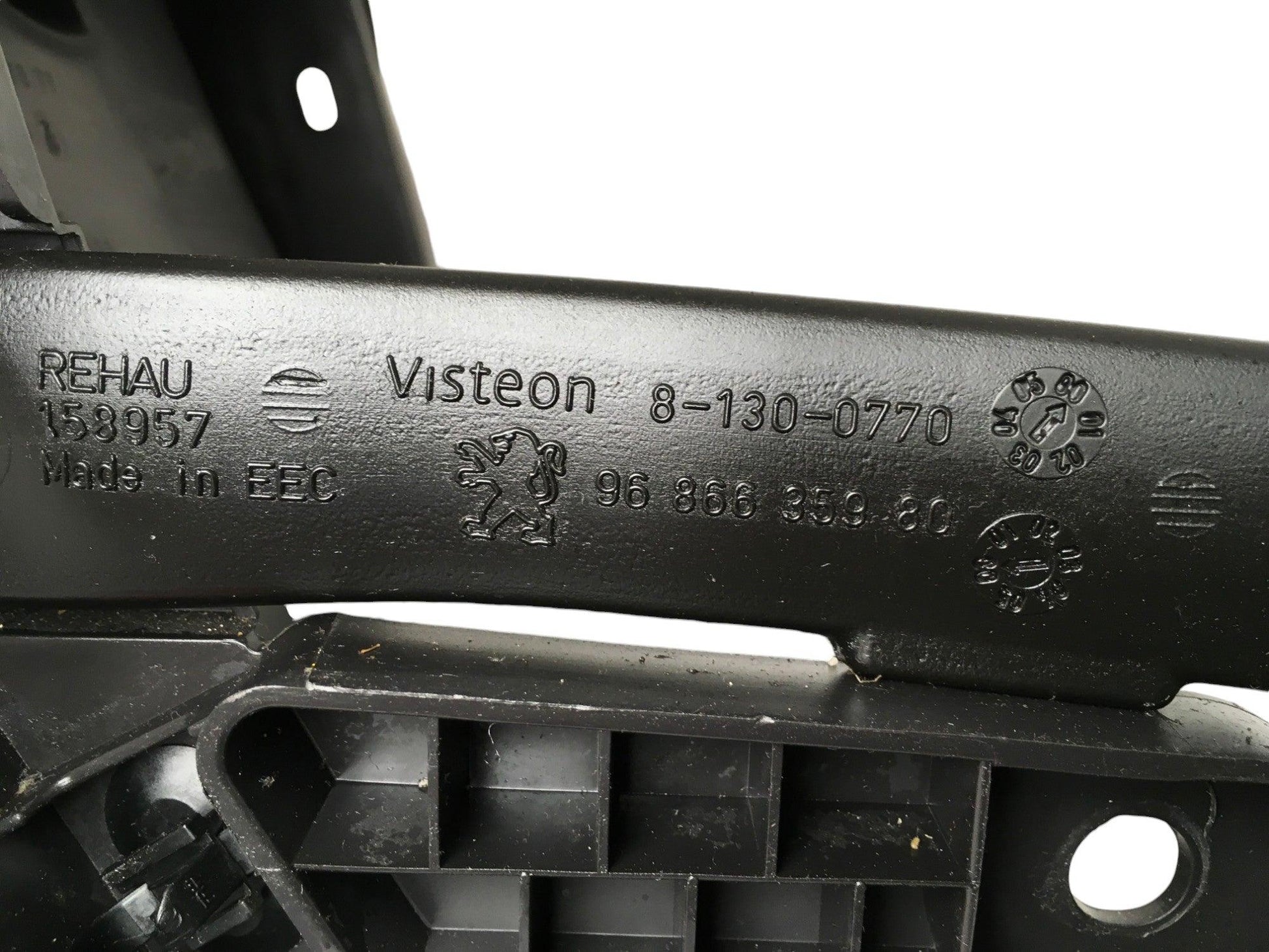 Consola central Peugeot 5008 I - 9670593077