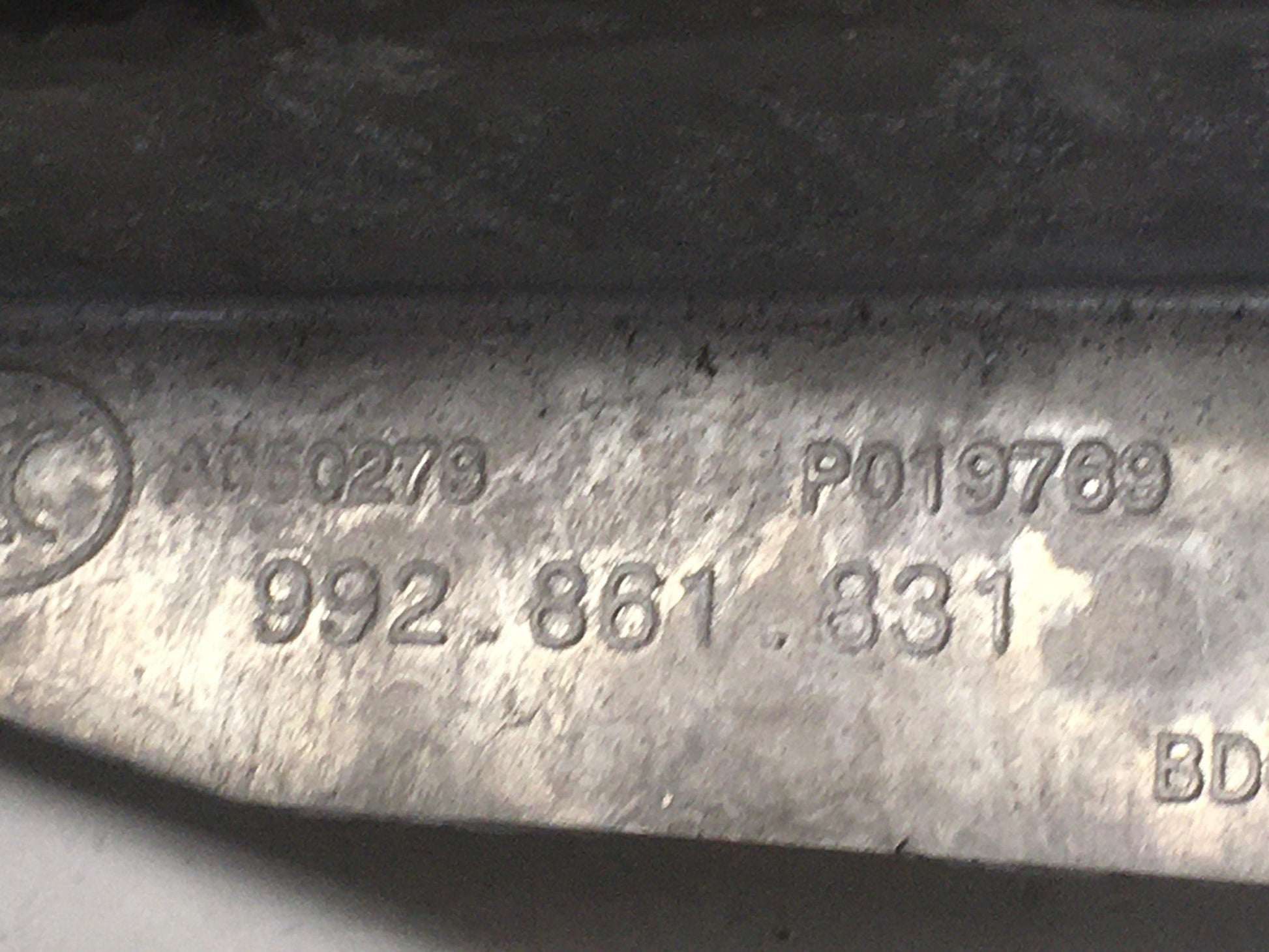 Consola central Porsche 992 - 992853098D