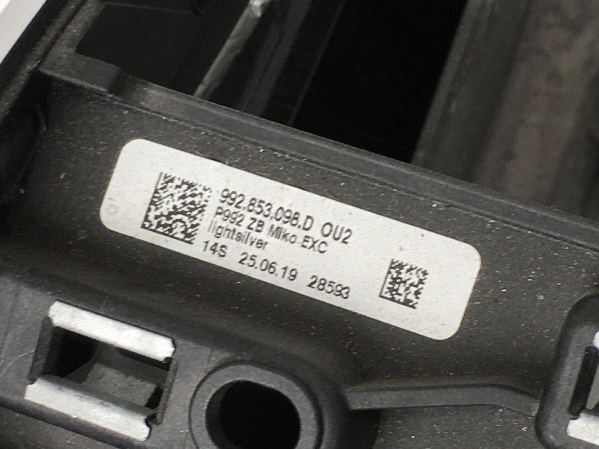 Consola central Porsche 992 - 992853098D